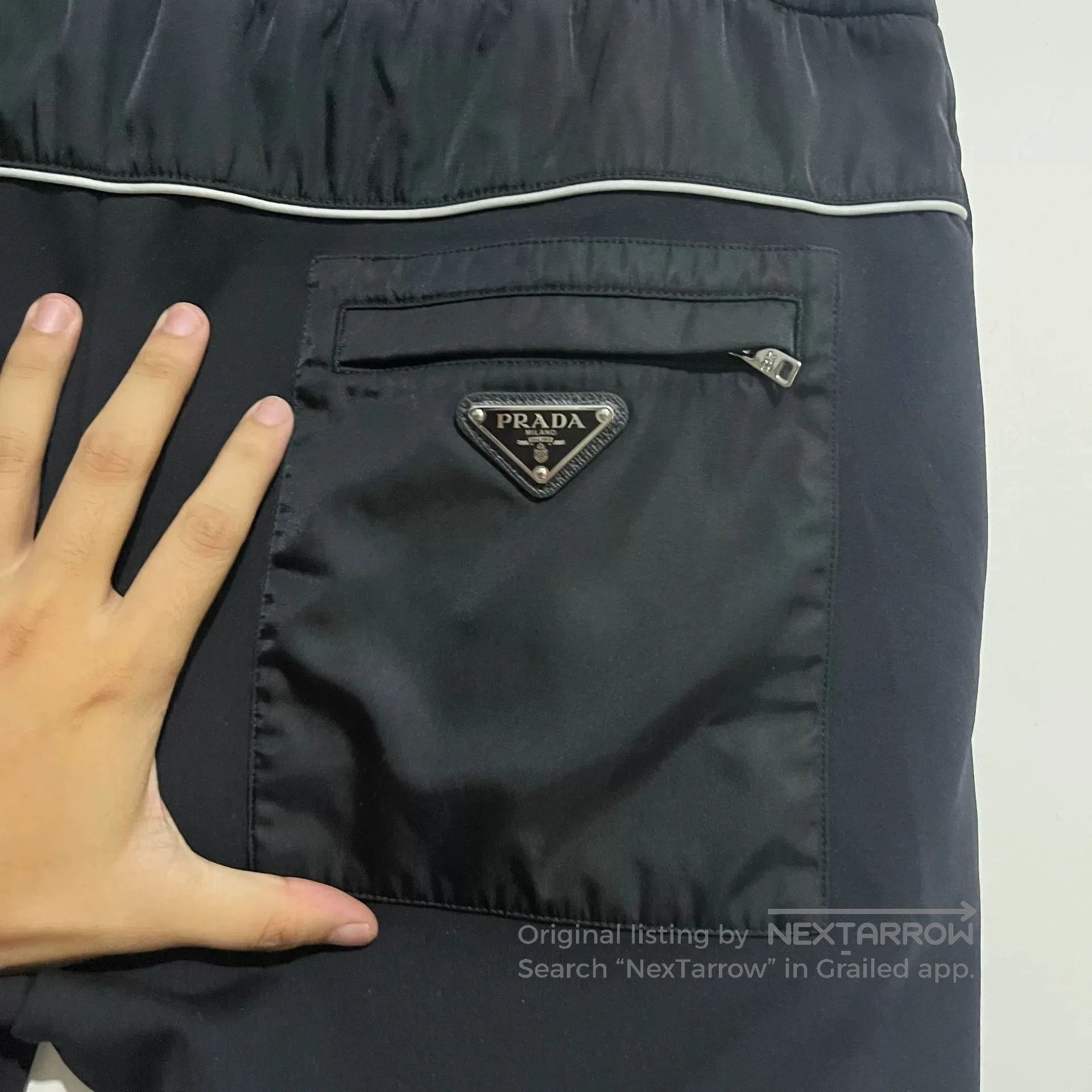 Prada Prada Black Triangle Logo Sports Pants L. Size US 28 / EU 44 - 3 Thumbnail