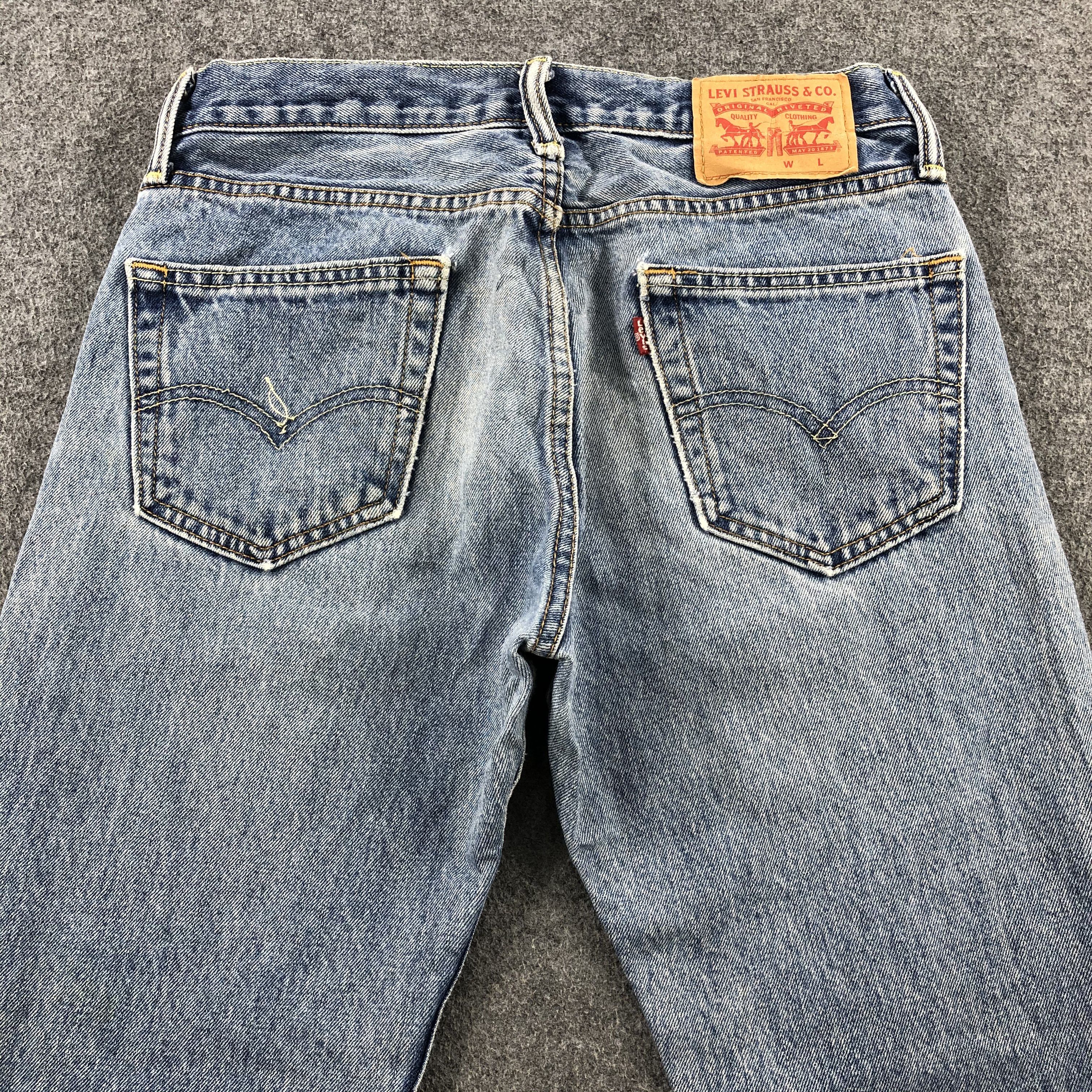 Levi's × Vintage Vintage Blue Wash Levis 505 Jeans-JM1955 Size US 31 - 5 Thumbnail