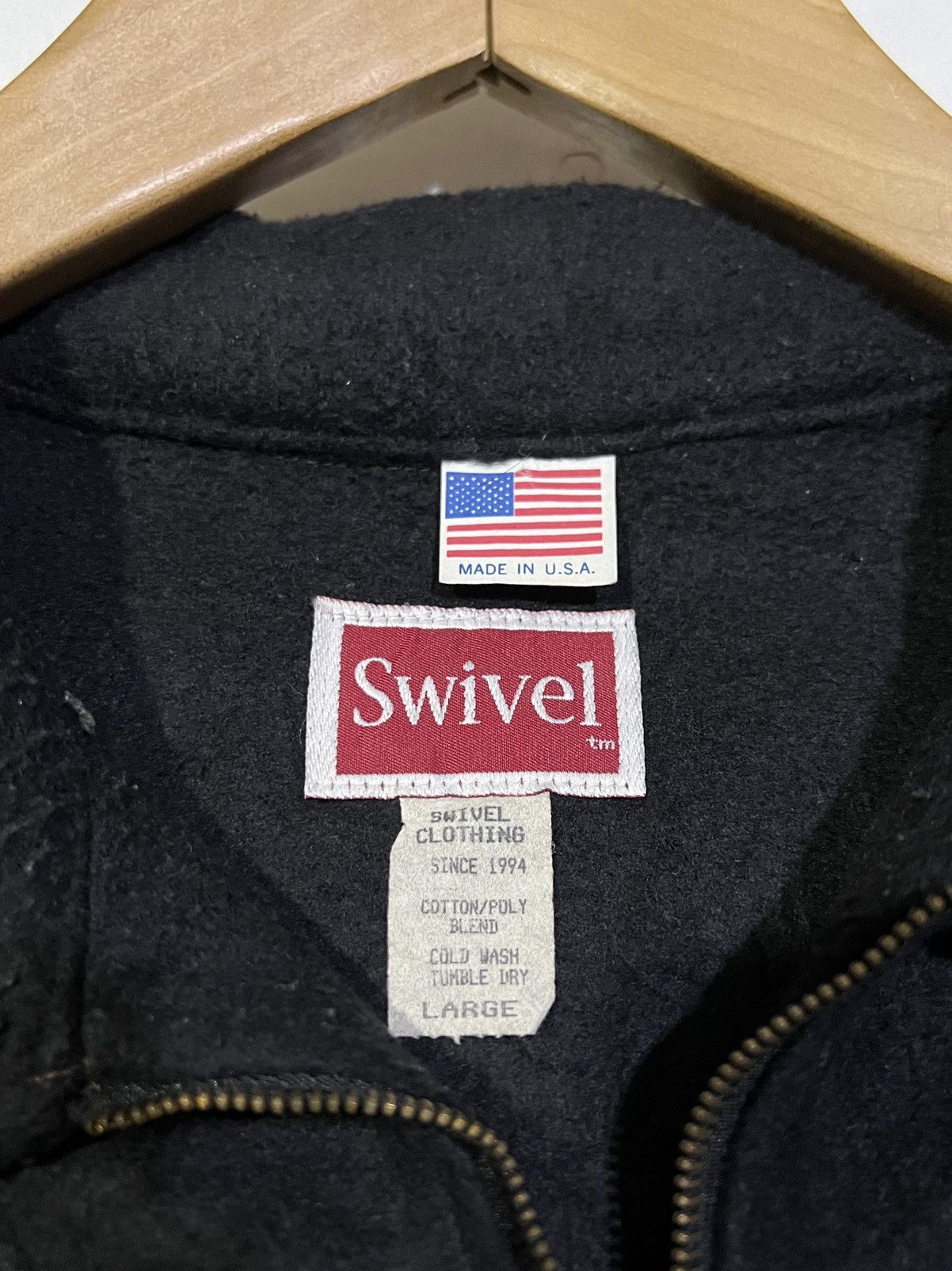 Vintage VINTAGE SWIVEL HALF ZIP EMBROIDERY SMALL LOGO OVERSIZE USA Size US XL / EU 56 / 4 - 5 Thumbnail