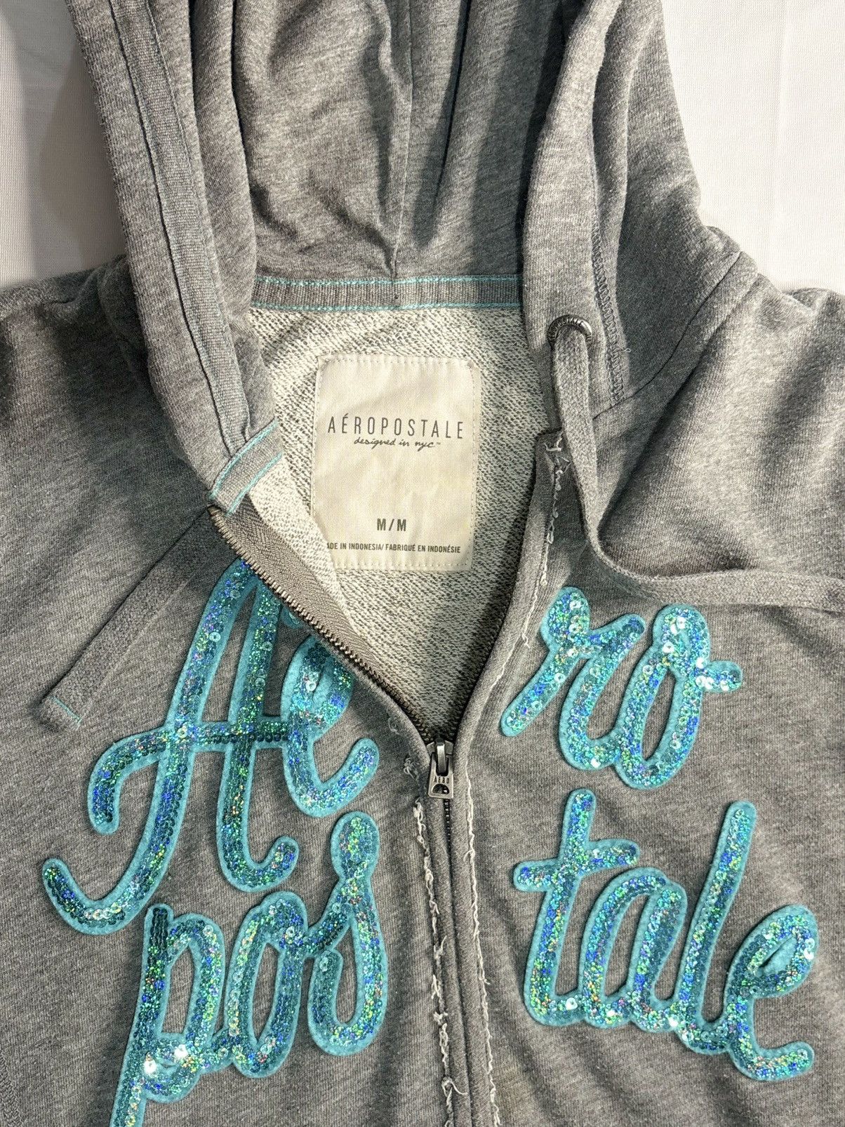 Aeropostale Women’s Y2K Aeropostale Glitter Zip up | $20 Size M / US 6-8 / IT 42-44 - 4 Thumbnail