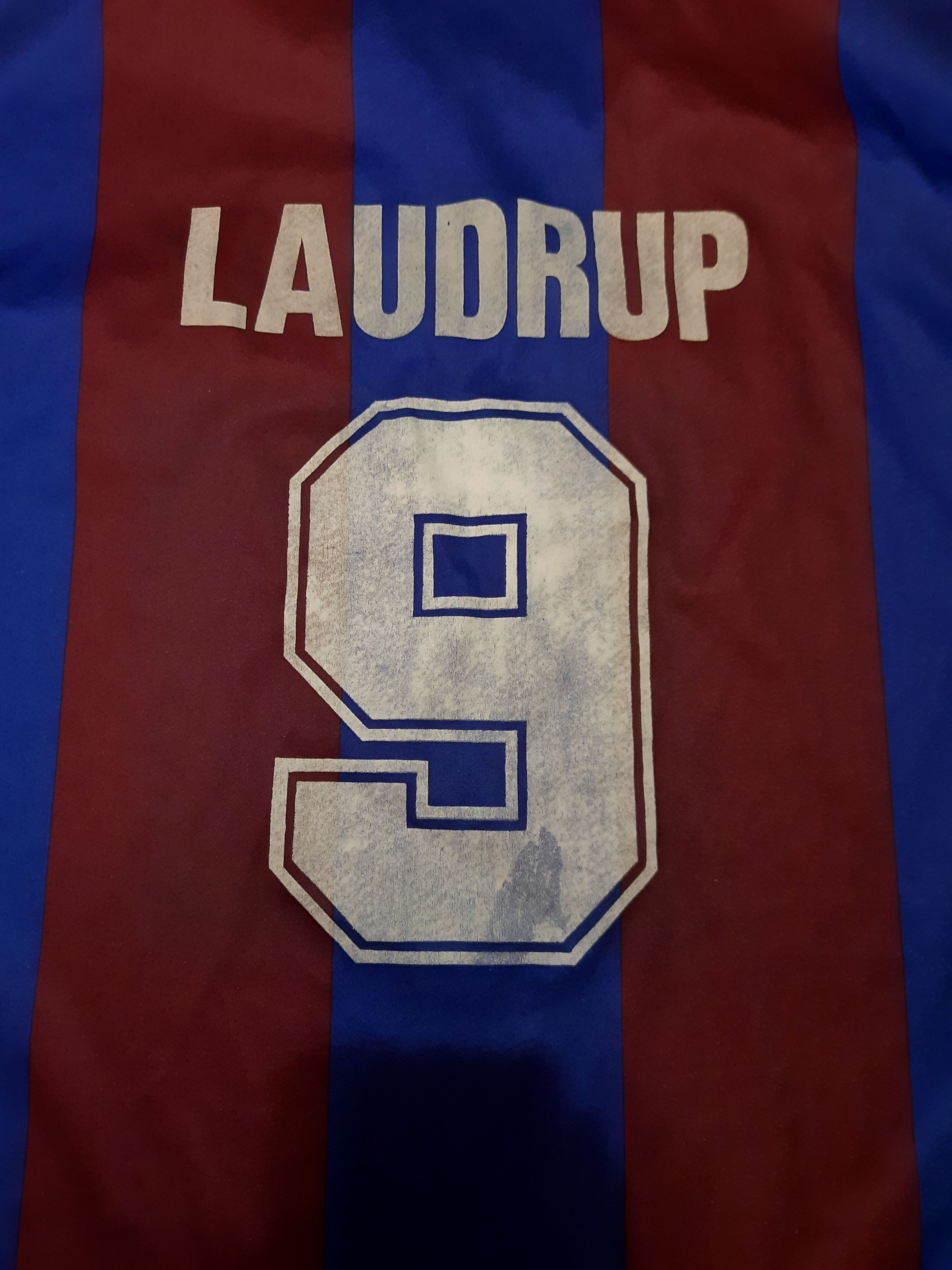 Other Michael Laudrup Barcelona Vintage Football Soccer Jersey Size US M / EU 48-50 / 2 - 2 Thumbnail