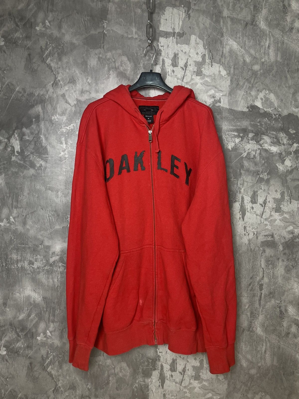 Oakley × Vintage Oakley Vintage Hoodie 2000s Y2K Big Logo Style Retro Size US XL / EU 56 / 4 - 1 Thumbnail