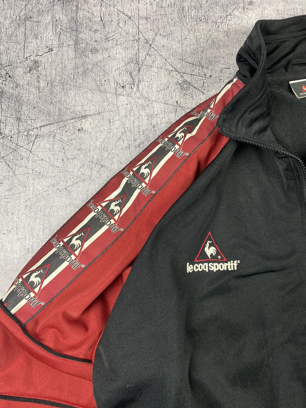 Le Coq Sportif Vintage Le Coq Sportif Big Logo Windbreaker Jacket Size US L / EU 52-54 / 3 - 6 Thumbnail