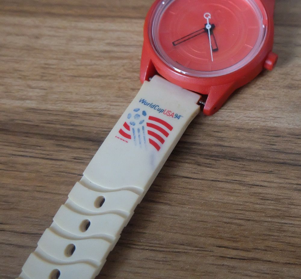 Japanese Brand Q&Q Smile Solar Watch Size 40 - 3 Thumbnail