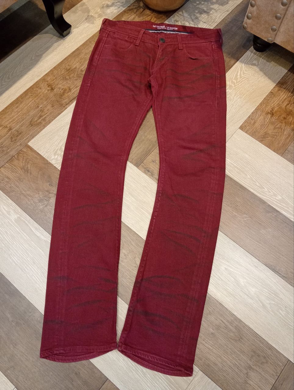 Murder License MURDER LICENSE MAROON MUDWASH WHISKER FADE CURVE JEANS Size US 33 - 2 Thumbnail