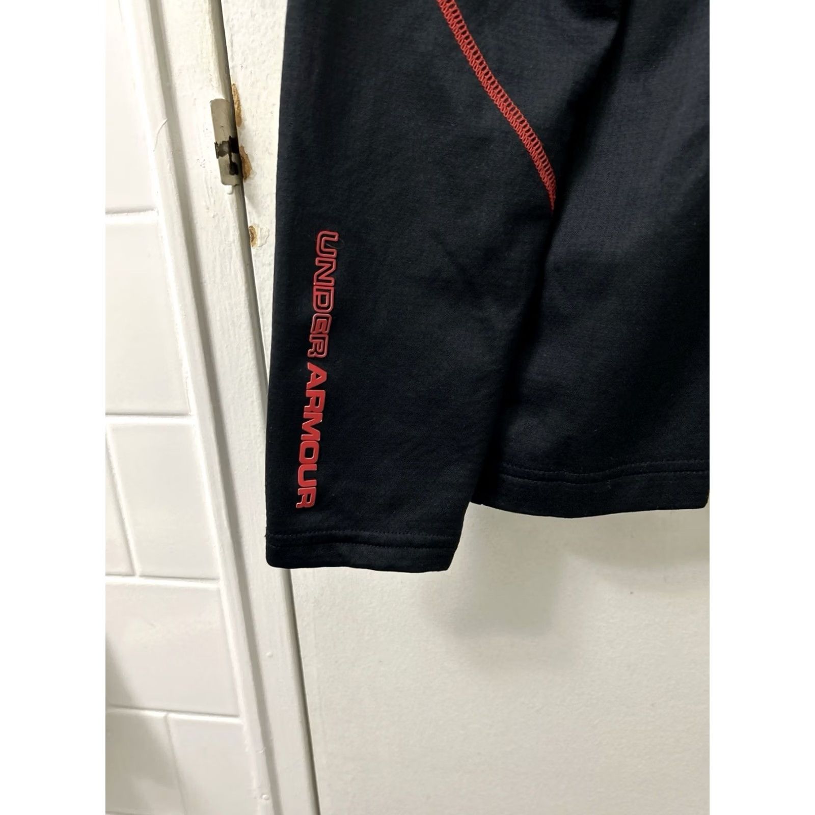 Under Armour Under Armour ColdGear Sweatshirt 1/4 Zip Mens L Black Red Pullover Long Sleeve Size US L / EU 52-54 / 3 - 5 Thumbnail