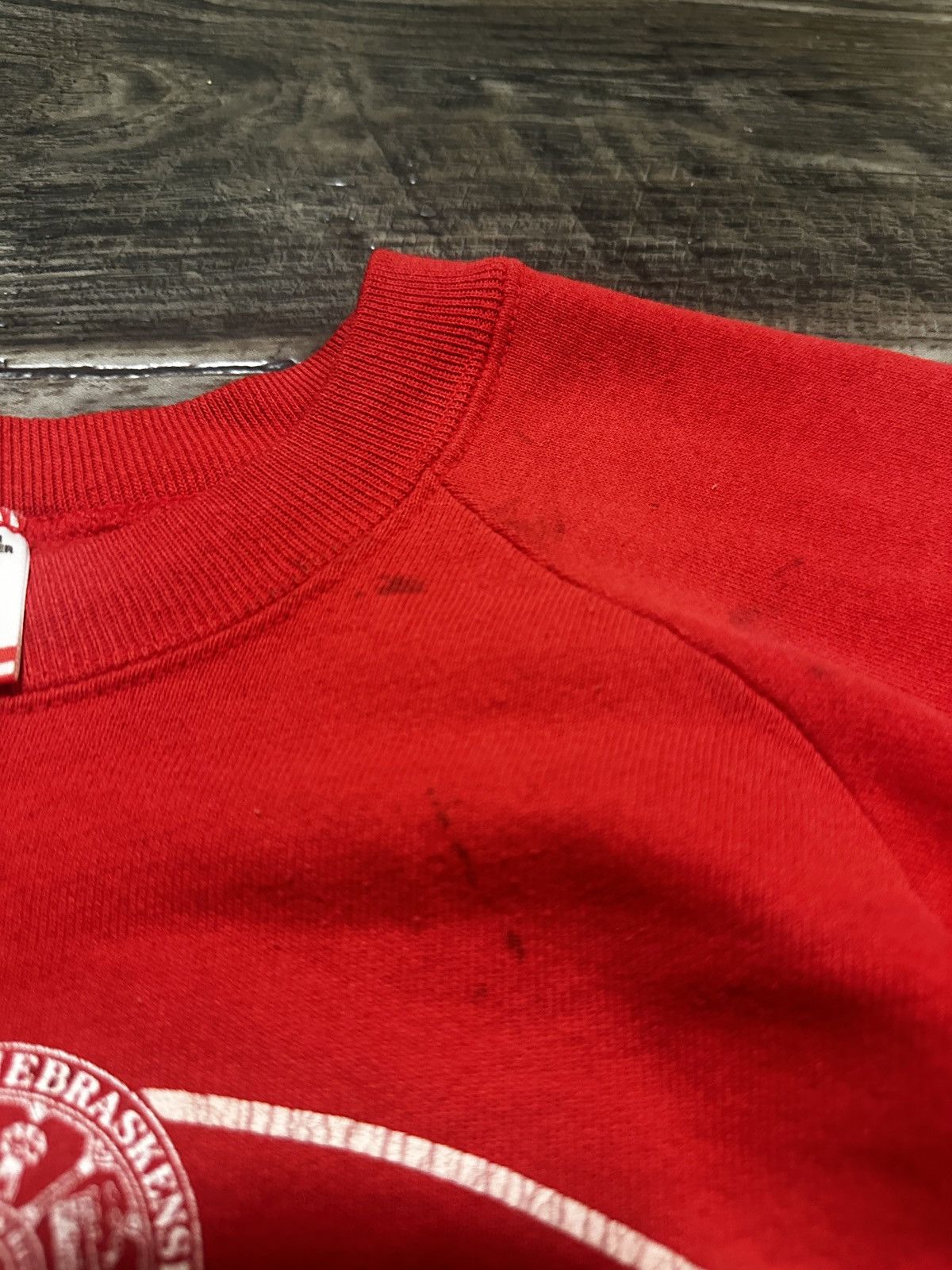 Vintage Vintage 90s Nebraska University Go Big Reds Sweatshirt Size US L / EU 52-54 / 3 - 6 Thumbnail