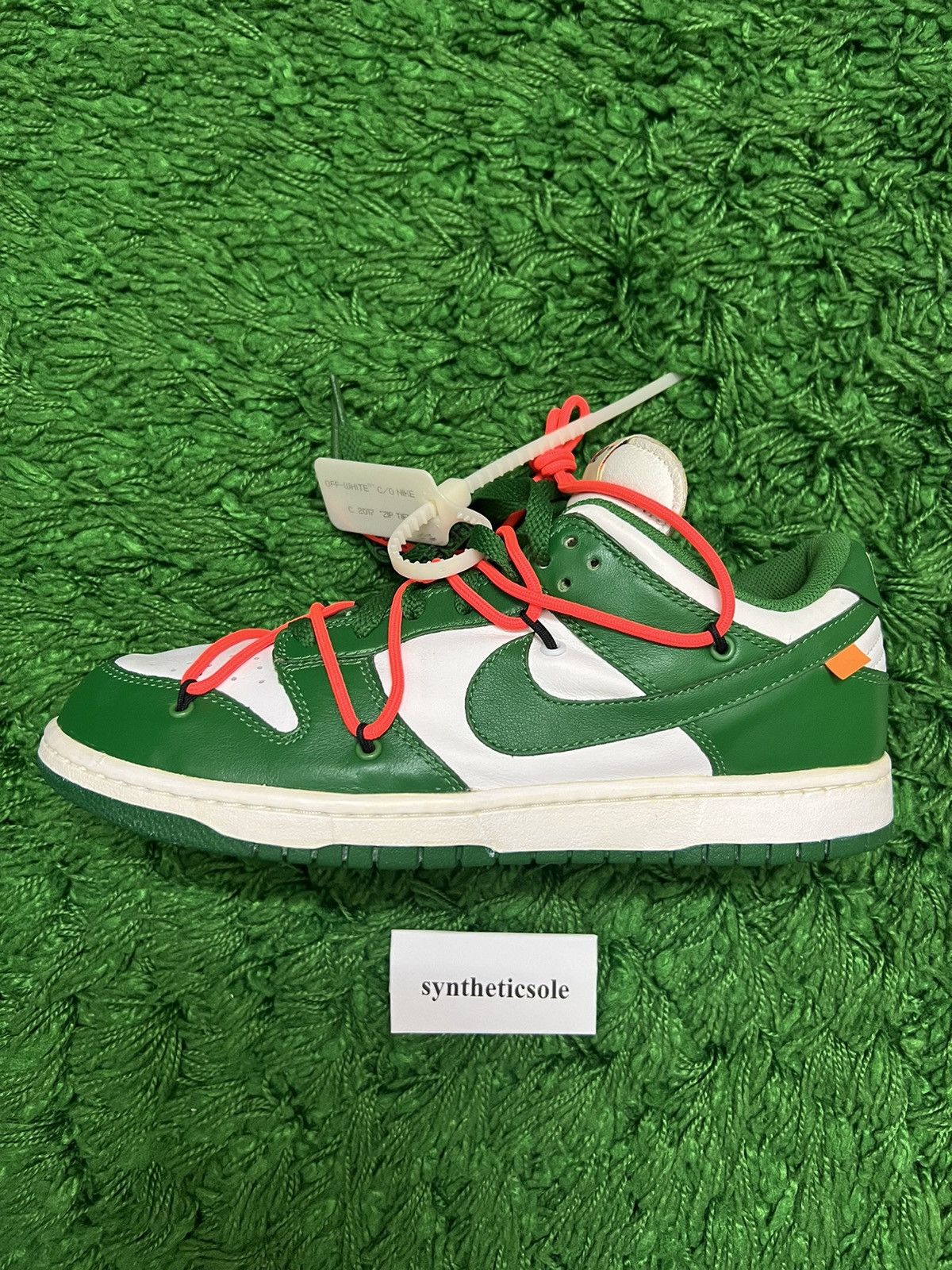 Nike Dunk Pine Green x Off-White (SKU: CT0856100)