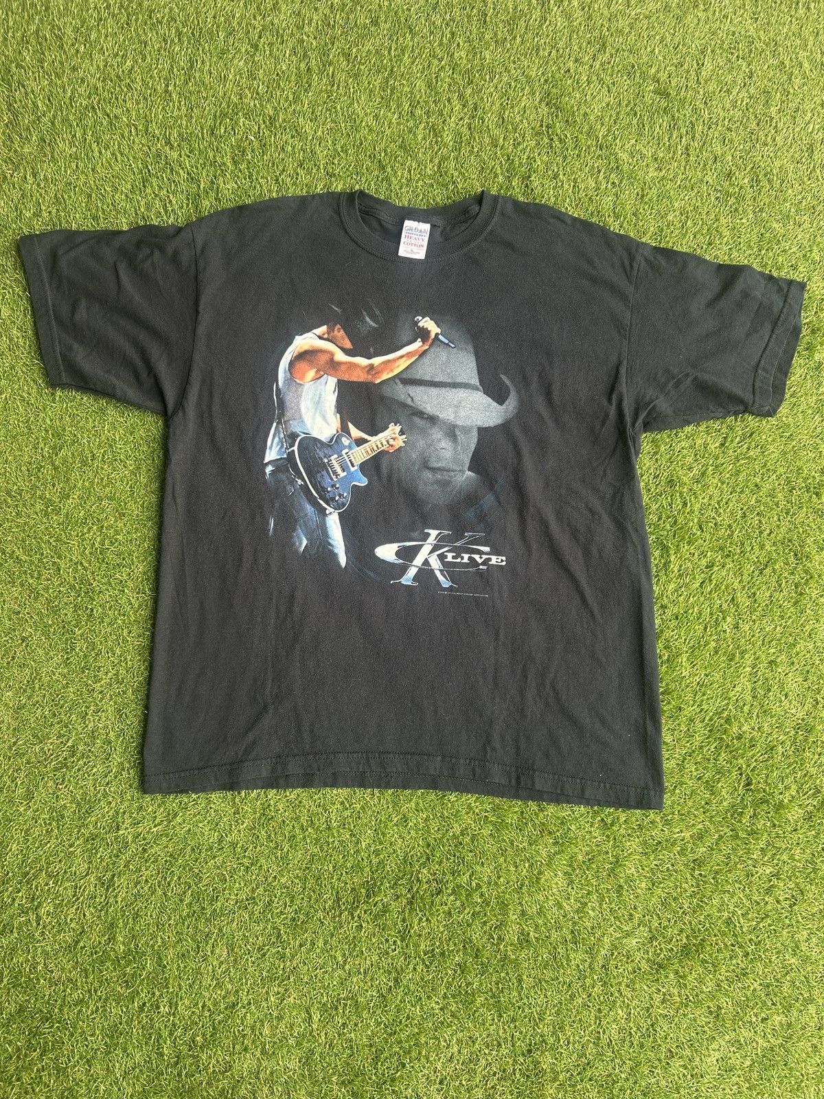Vintage Vintage Kenny Chesney Hillbilly Rock Star Live Tour T-Shirt Size US XL / EU 56 / 4 - 1 Thumbnail