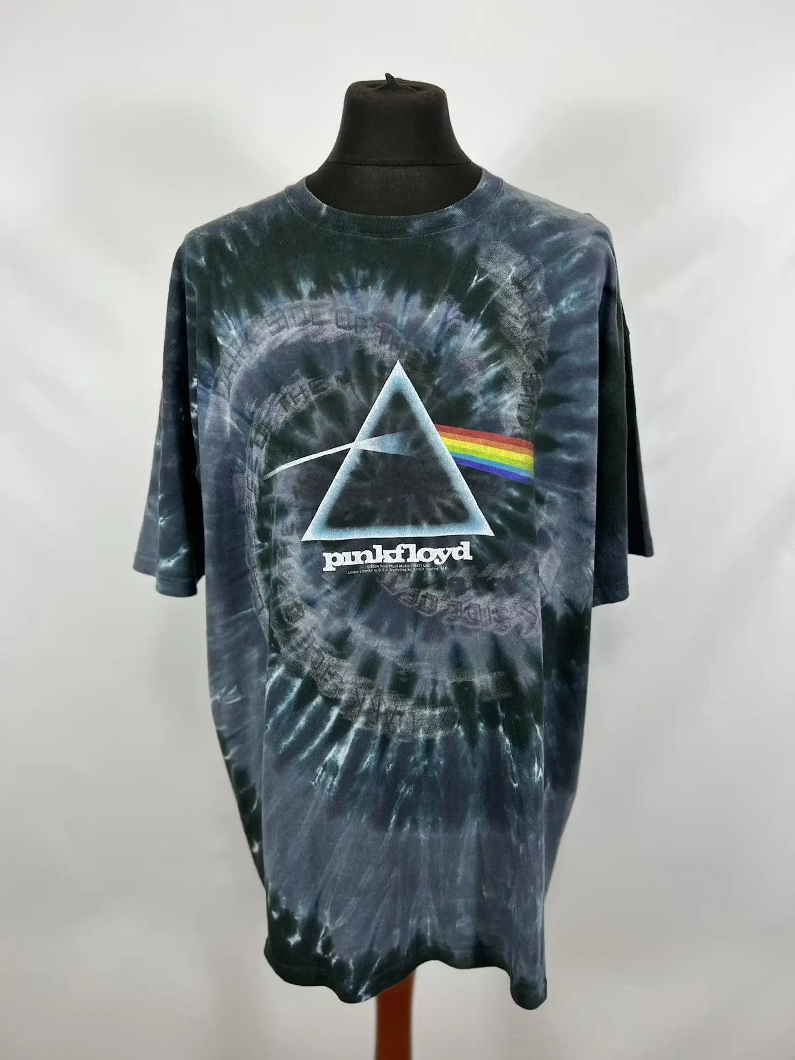Liquid Blue × Pink Floyd × Vintage Vintage 2004 Pink Floyd tie dye T-shirt Size US XXL / EU 58 / 5 - 1 Thumbnail