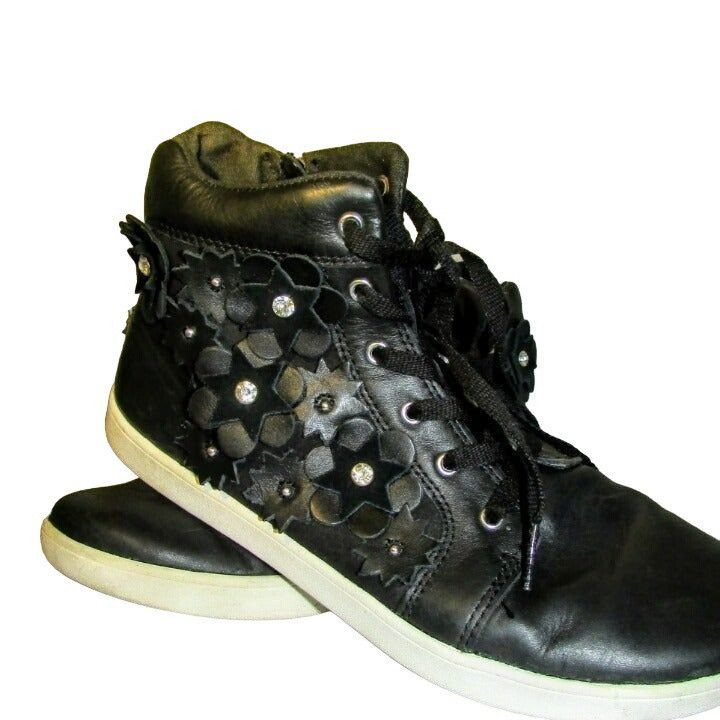 Ugg Ugg sz 5 Floral Rhinestone Sneakers Size US 5 / IT 35 - 1 Thumbnail