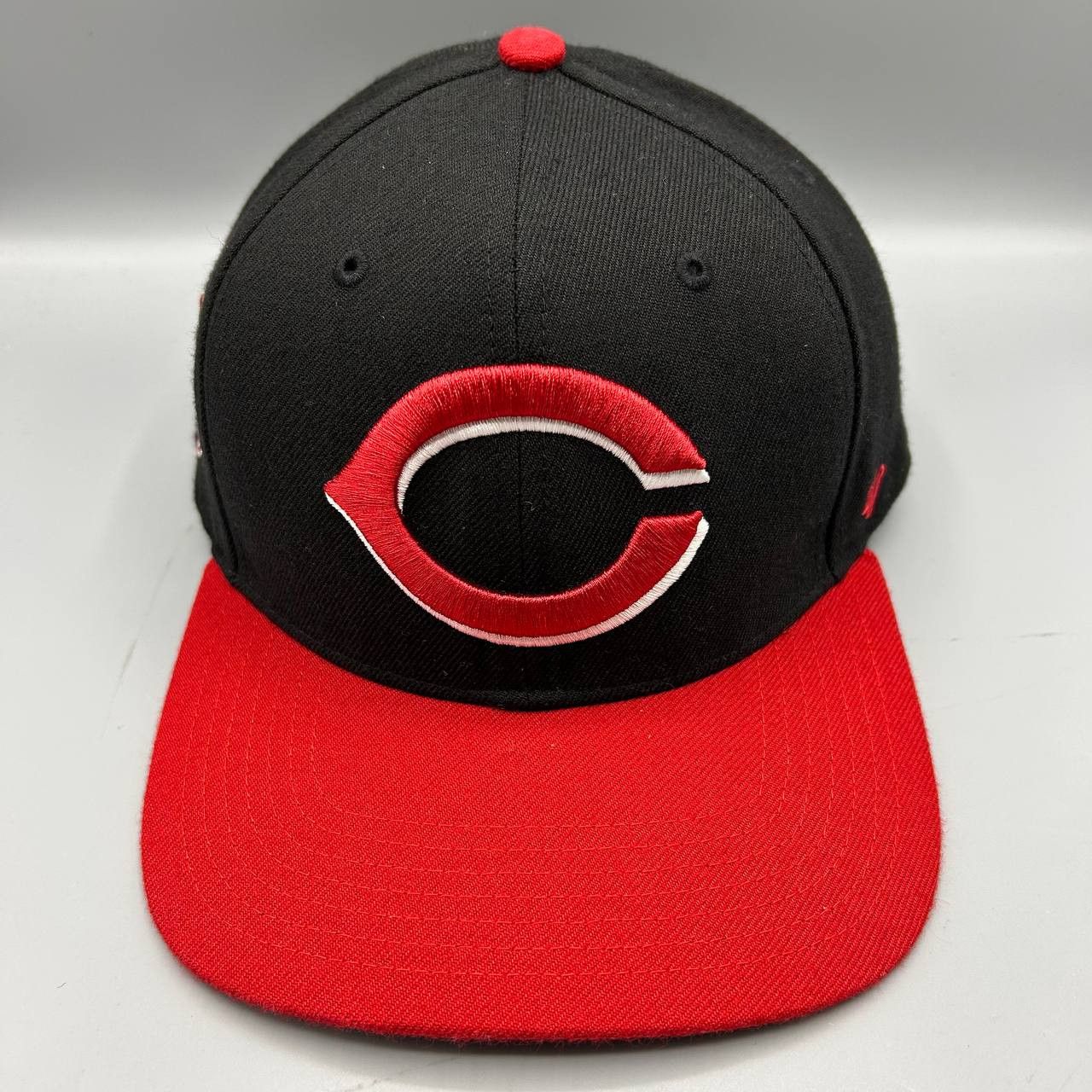 47 Brand Cincinnati Reds Hat Men Embroidered MLB Snap Back Cap Size ONE SIZE - 1 Thumbnail