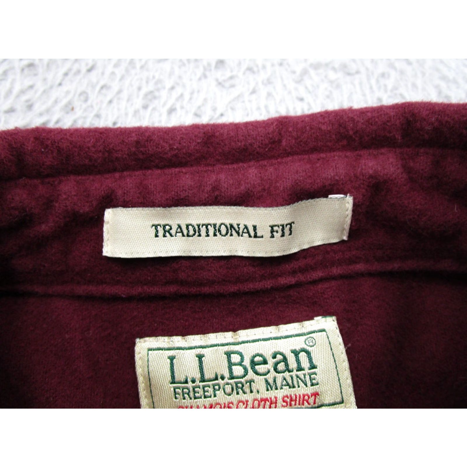Vintage LL Bean Mens Maroon Burgundy Chamois Flannel Heavyweight Outdoor Pockets Size LT Shirt Big & Tall Red Cotton Flannel Button-Up Outdoor Mens Size US L / EU 52-54 / 3 - 3 Thumbnail