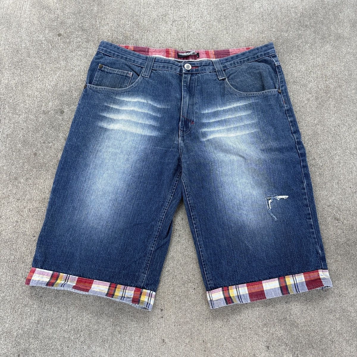 Other Y2K 4fatherz plaid baggy fit light wash faded denim jorts Size US 40 / EU 56 - 1 Thumbnail