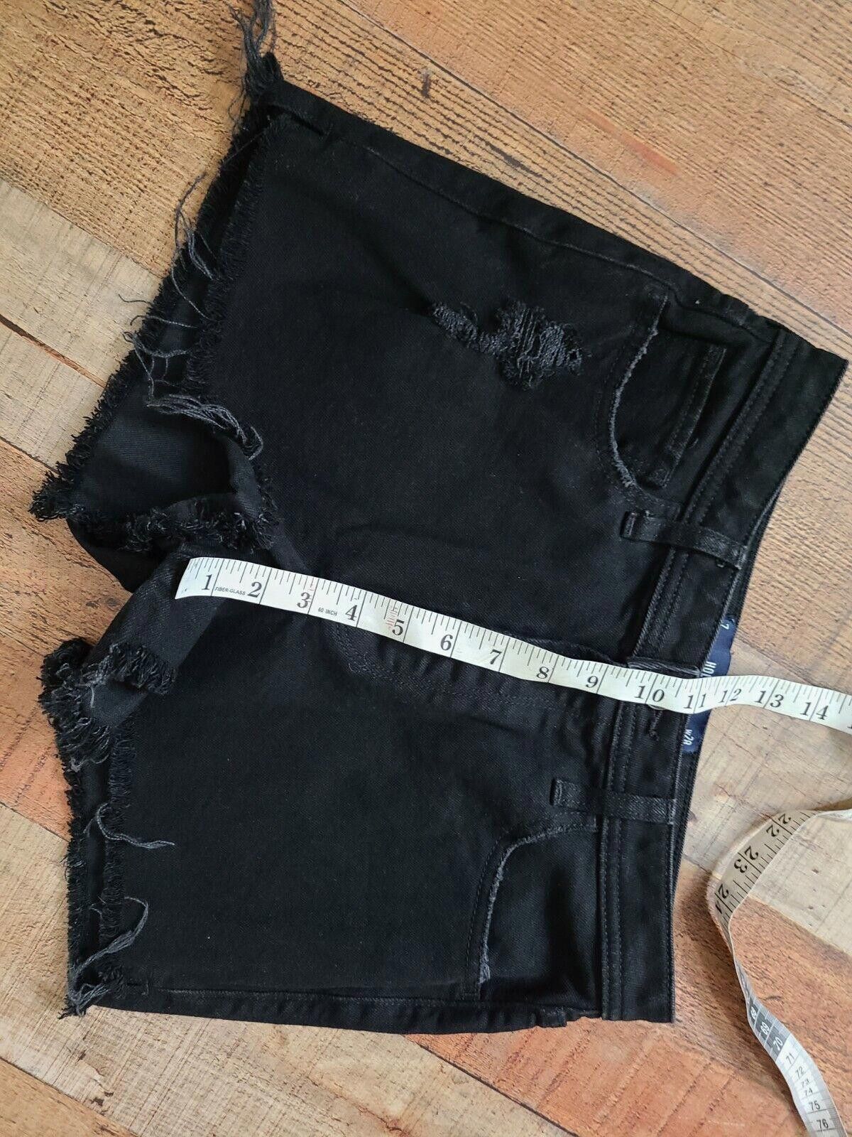 Designer Hollister Shorts 7 Black Cut Off High Rise 28 high waist mom Size 30" / US 8 / IT 44 - 6 Thumbnail