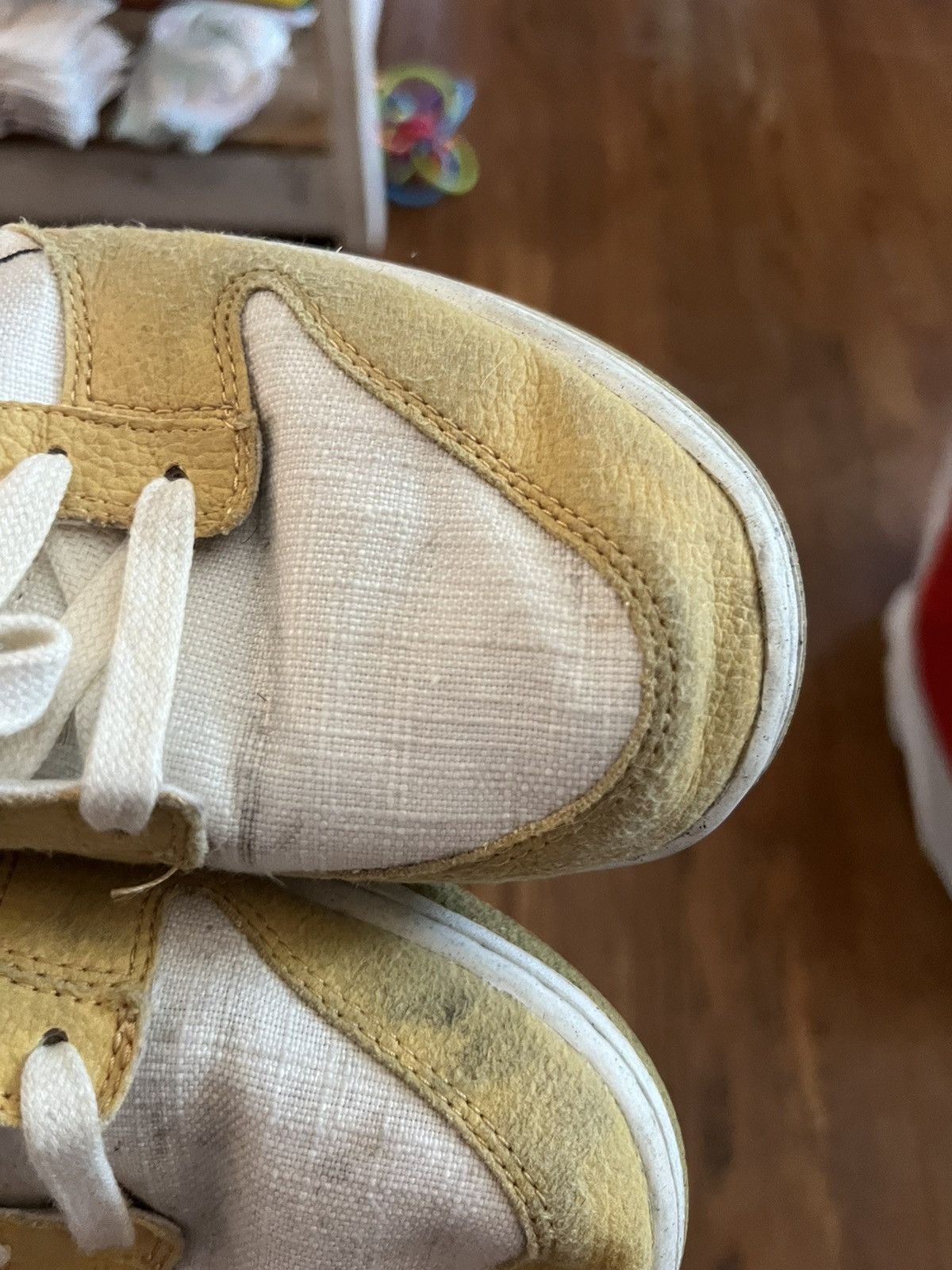 Nike SIZE 9.5 NIKE DUNK LOW RETRO NEXT NATURE SUN CLUB SHARK FIN Size US 9.5 / EU 42-43 - 7 Thumbnail