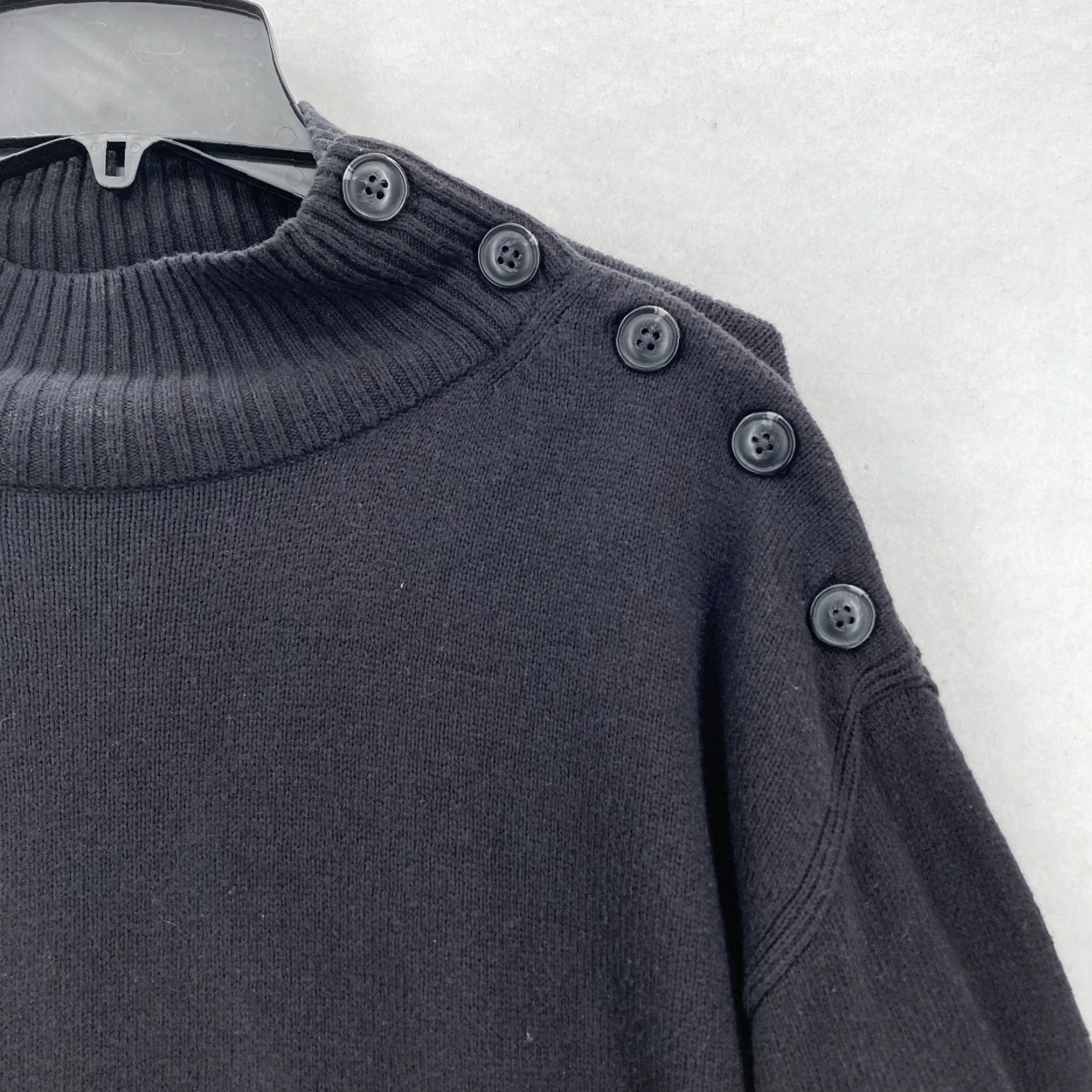 Talbots Talbots Merino Wool Blend Sweater Women's Large Black Mock Neck Button Accent Pullover Size L / US 10 / IT 46 - 3 Thumbnail
