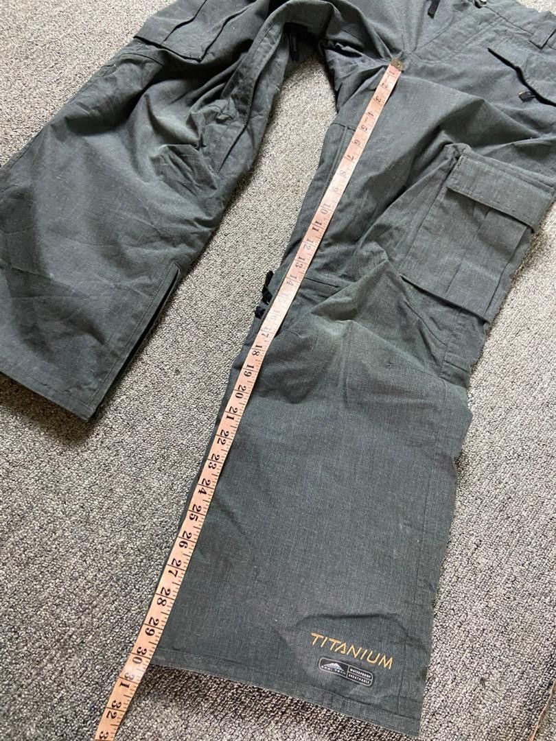 Columbia Columbia Tech Waterproof & Breathable Cargo Pants (192) Size US 34 / EU 50 - 8 Thumbnail