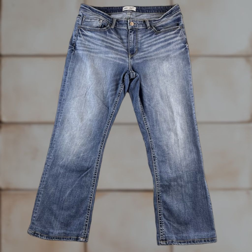 Vintage BKE Payton Universal Fit Bootcut Jeans Womens 32x31.5 Fits 34x27 Medium Wash Blue Buckle Size 24" / US 00 / IT 34 - 1 Thumbnail