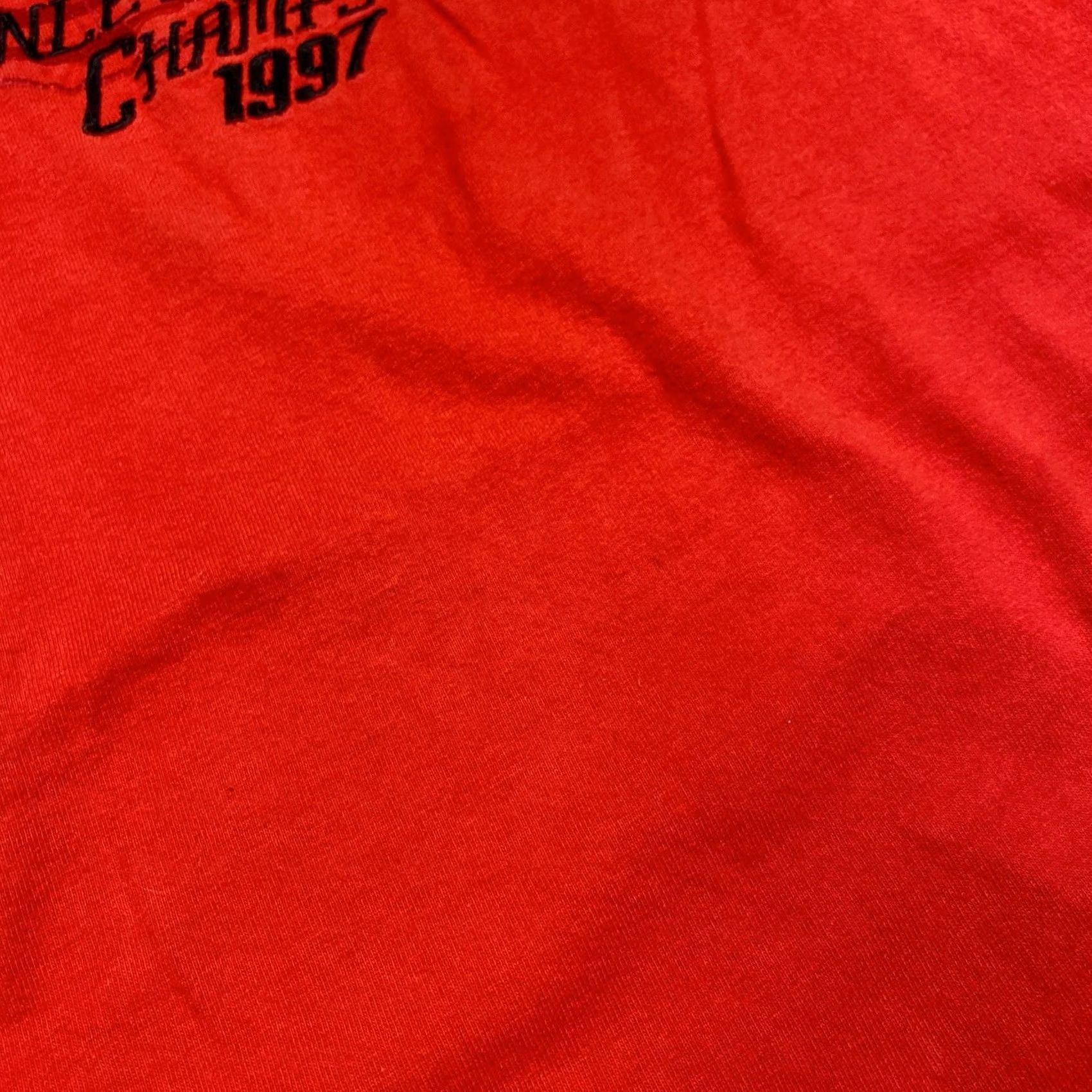 Vintage VINTAGE Detroit Red Wings T-Shirt 1997 Champions Crable Sportswear Size XXL Red Embroidered NHL Men Regular Short Sleeve Crew Neck Cotton Size US XXL / EU 58 / 5 - 4 Thumbnail
