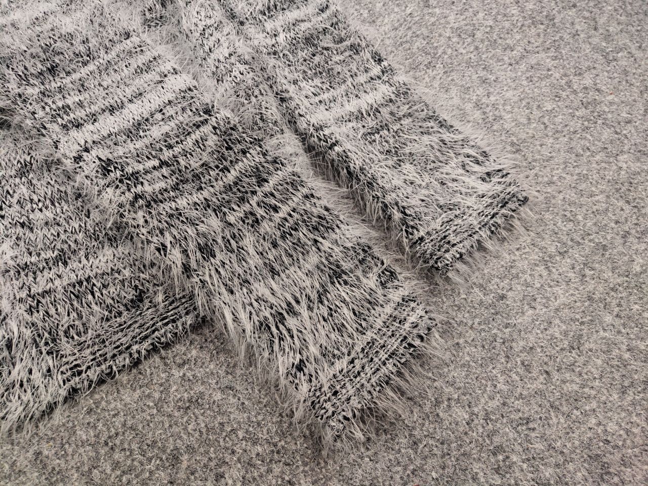 Japanese Brand Vintage Japan Design Mohair fuzzy Cardigan Sweater Y2K Style Size US S / EU 44-46 / 1 - 11 Thumbnail