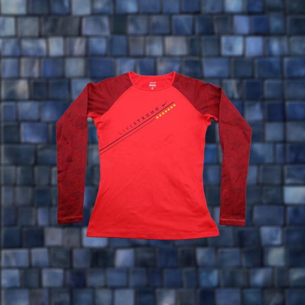 Nike Nike Pro Hyperwarm Livestrong Top Long Sleeve Pullover Shirt M Active Womens Nike Pro 514779 Multicolor 88% Polyester 12% Spandex Size M / US 6-8 / IT 42-44 - 1 Thumbnail