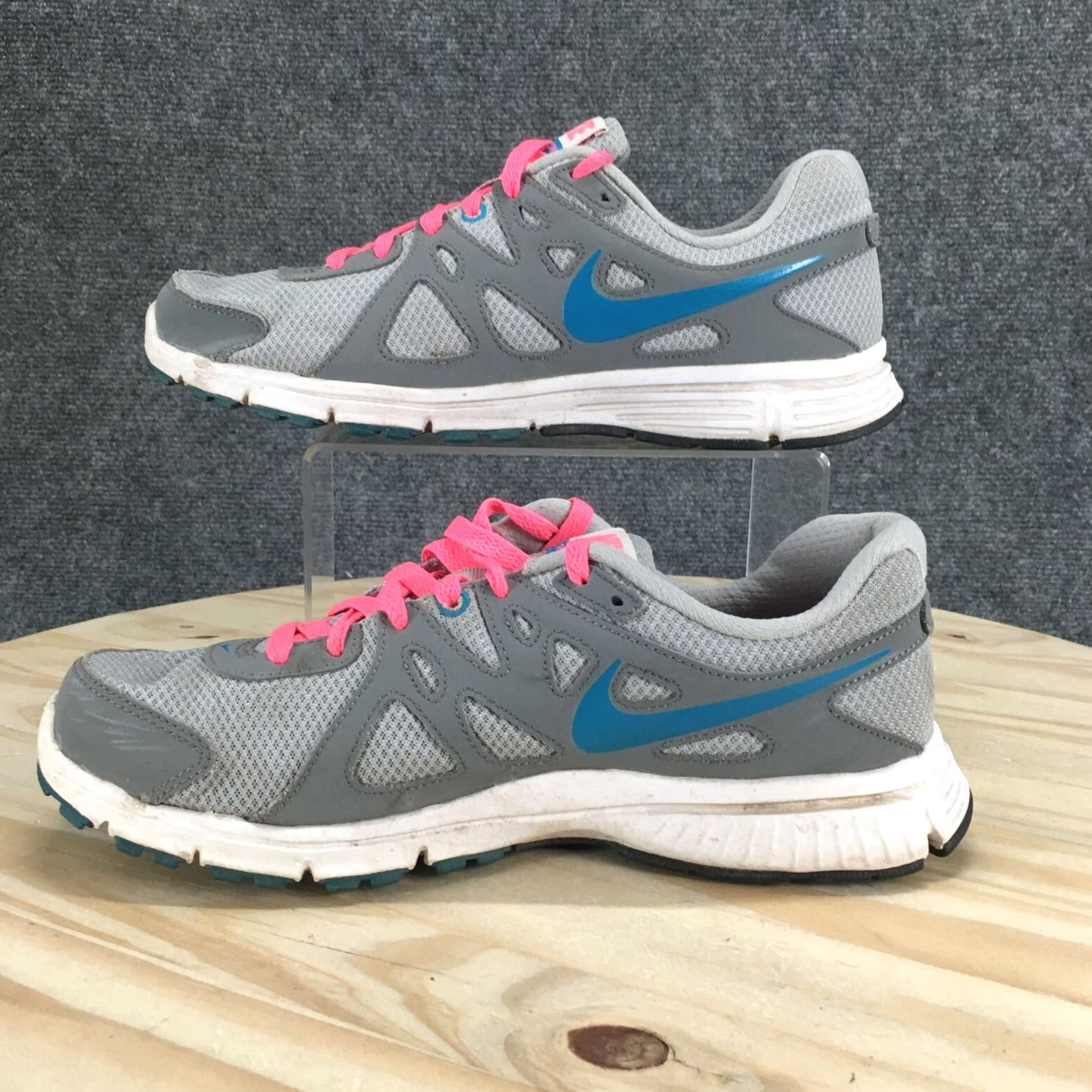Nike Nike Revolution 2 Running Sneaker Womens 9 Gray Lace Up Low Top 554900-006 Size M / US 6-8 / IT 42-44 - 2 Thumbnail