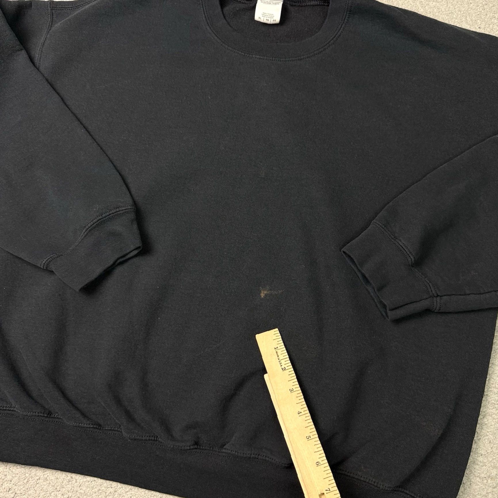Gildan VINTAGE Gildan Sweatshirt Mens XL Black 90s Pullover Heavyweight Fleece Cotton Polyester Distressed Size US XL / EU 56 / 4 - 5 Thumbnail