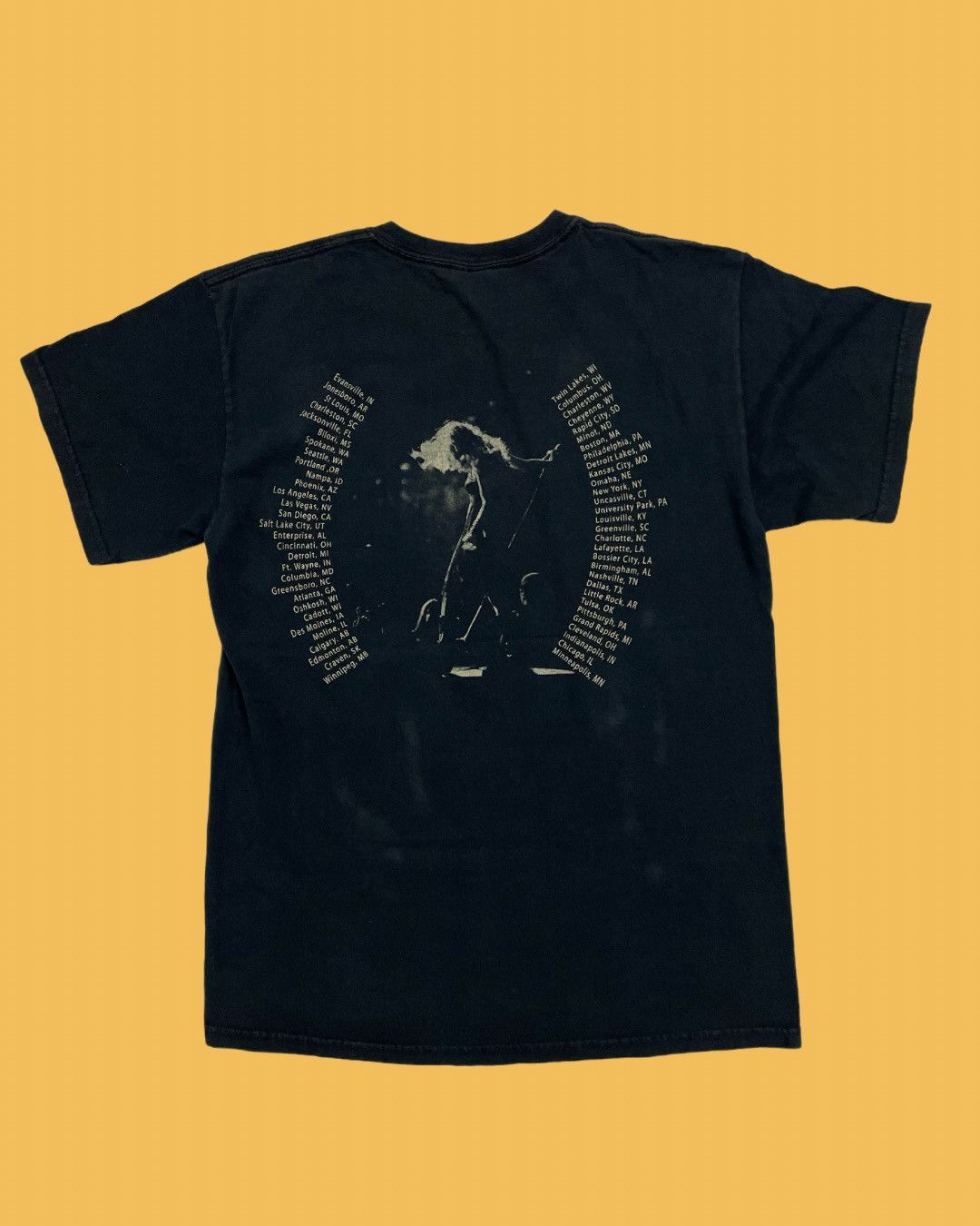 Band Tees Vintage Taylor Swift Fearless Album Tour Promo T-Shirt Size US M / EU 48-50 / 2 - 2 Thumbnail