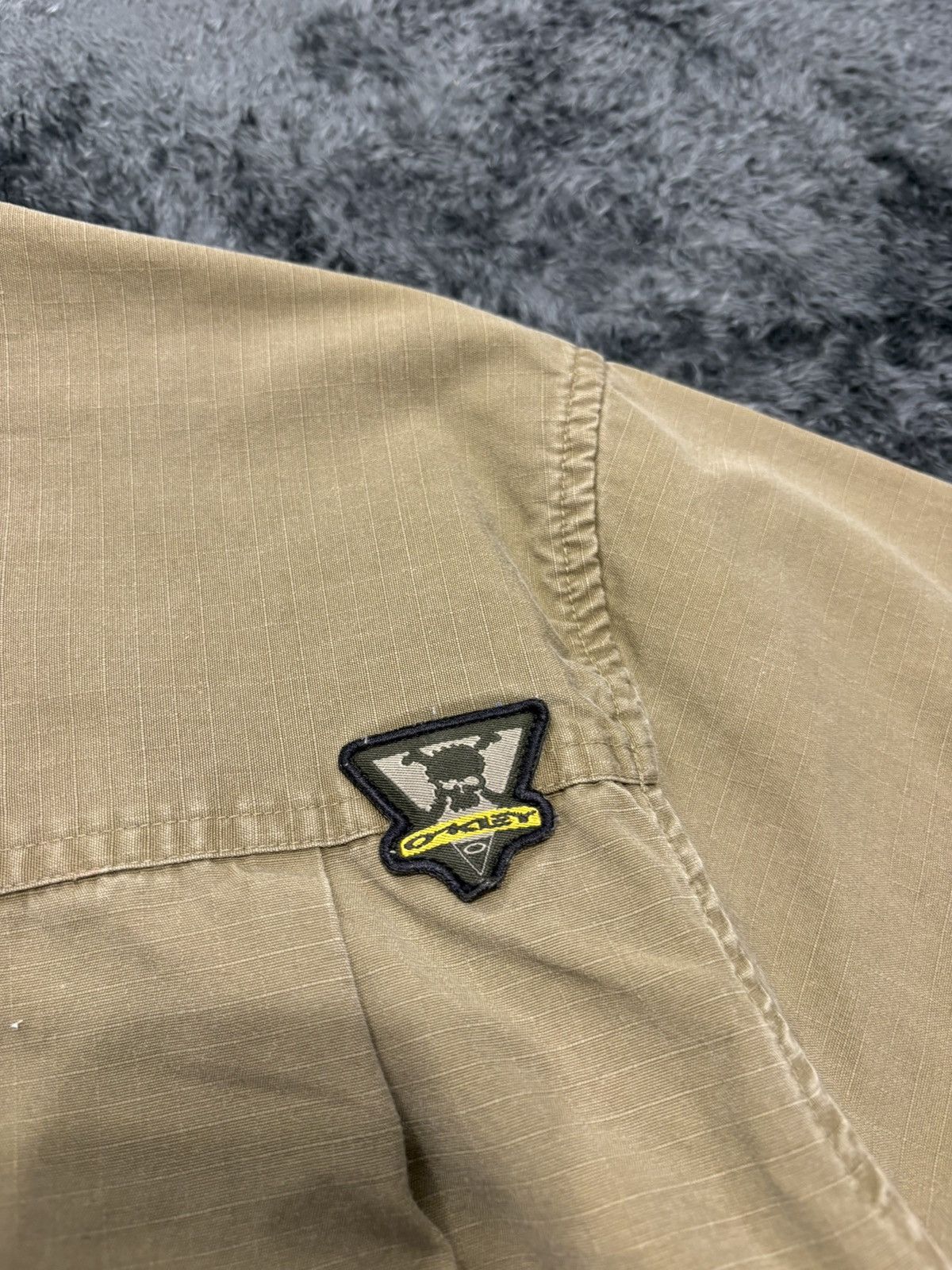 Oakley Oakley Software Vintage Beige Shirt Size US L / EU 52-54 / 3 - 10 Thumbnail