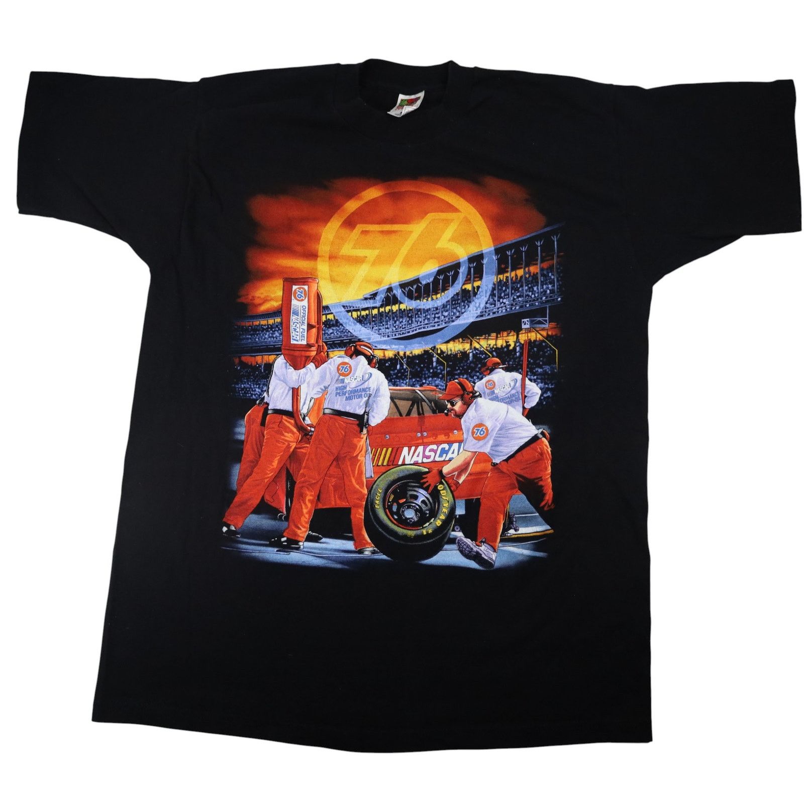 NASCAR × Vintage Vintage Y2k 76 Motor Oil Nascar Graphic T Shirt Size US XL / EU 56 / 4 - 1 Thumbnail