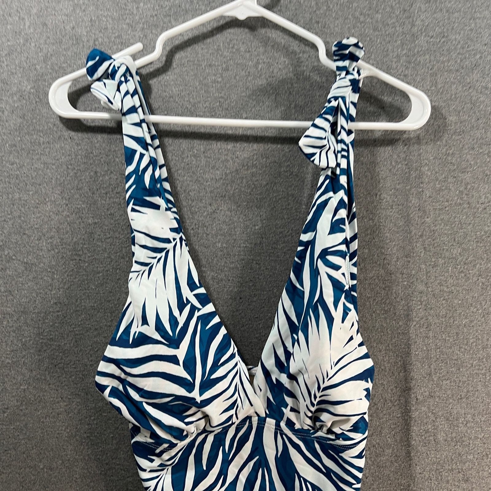 Other Kim Gravel x Swimsuits For All Tie Shoulder One Piece Key Size M / US 6-8 / IT 42-44 - 3 Thumbnail