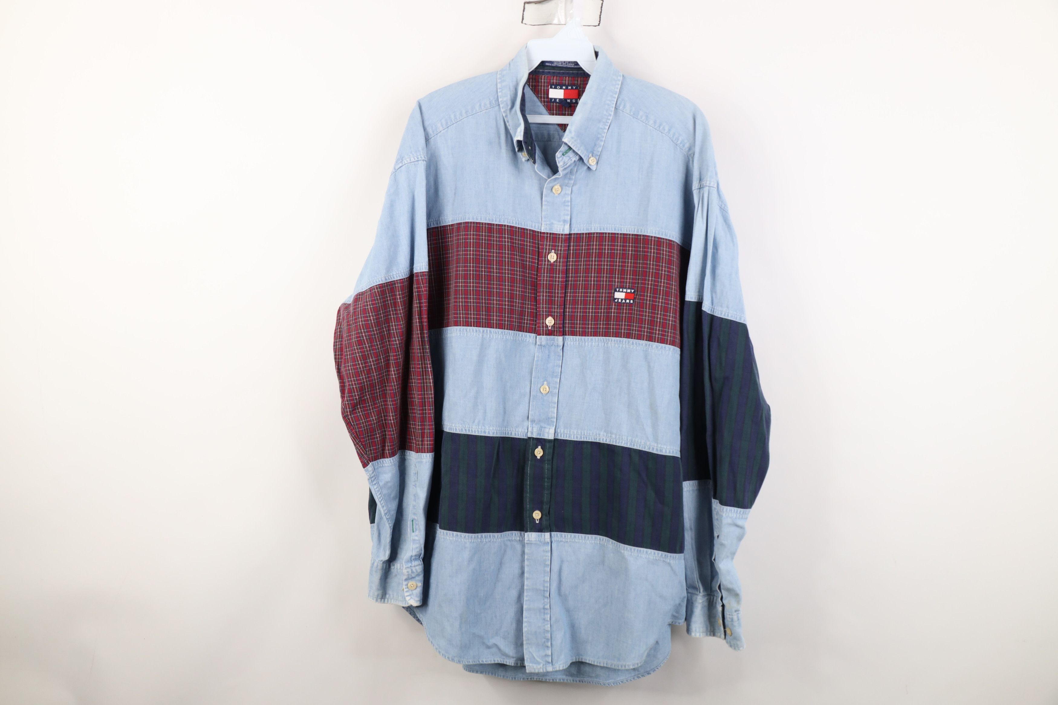 Tommy Hilfiger Vintage 90s Tommy Hilfiger Spell Out Baggy Button Down Shirt Size US M / EU 48-50 / 2 - 1 Thumbnail