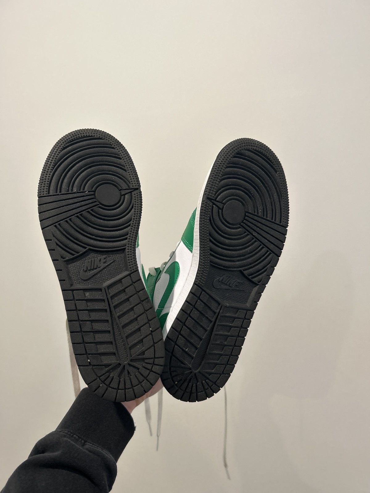 Jordan Brand Jordan 1 Celtics Size US 5 / EU 37 - 5 Thumbnail