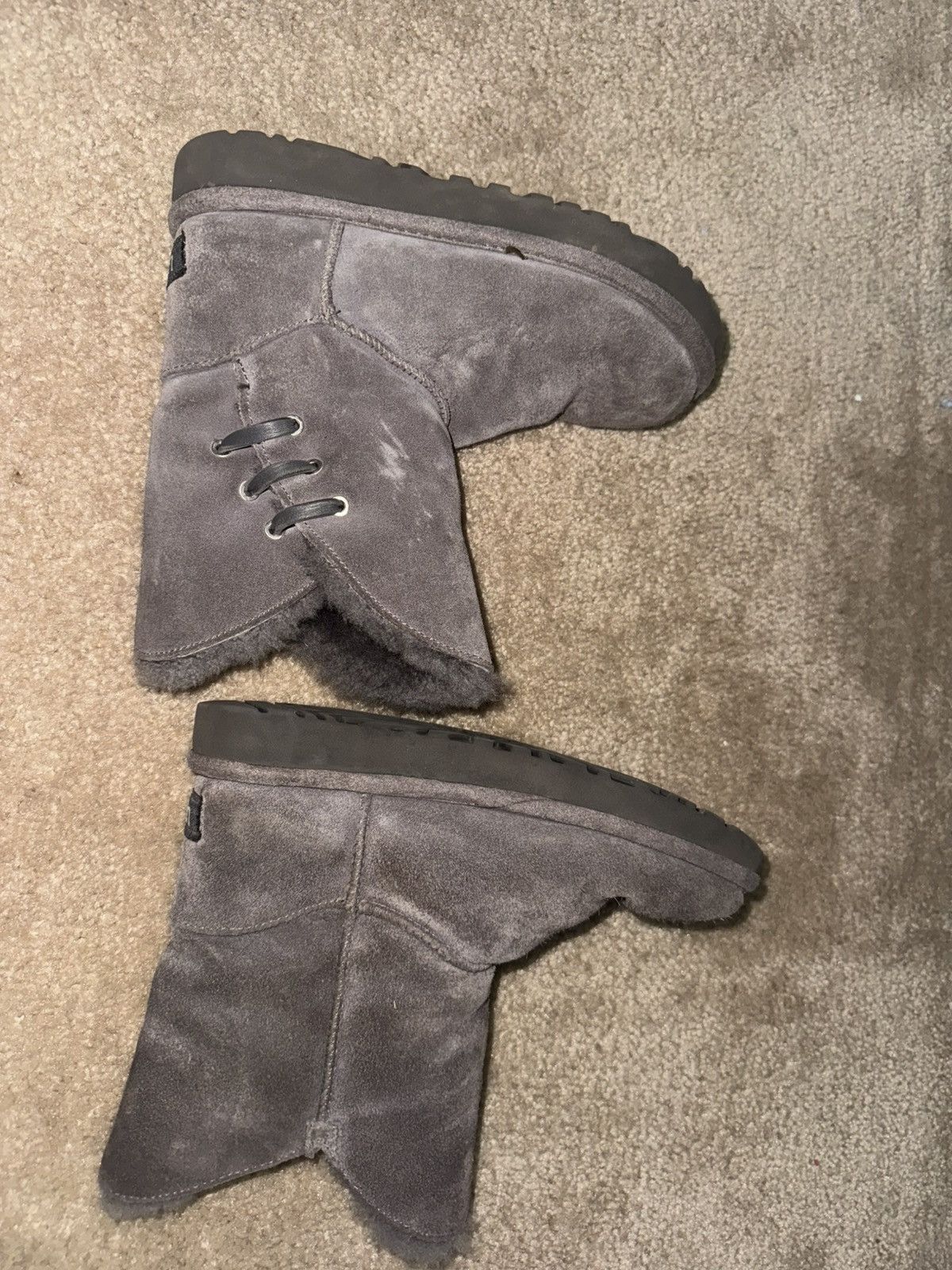 Ugg UGG Bailey Button Triplet II (short version) Size US 7 / IT 37 - 6 Thumbnail