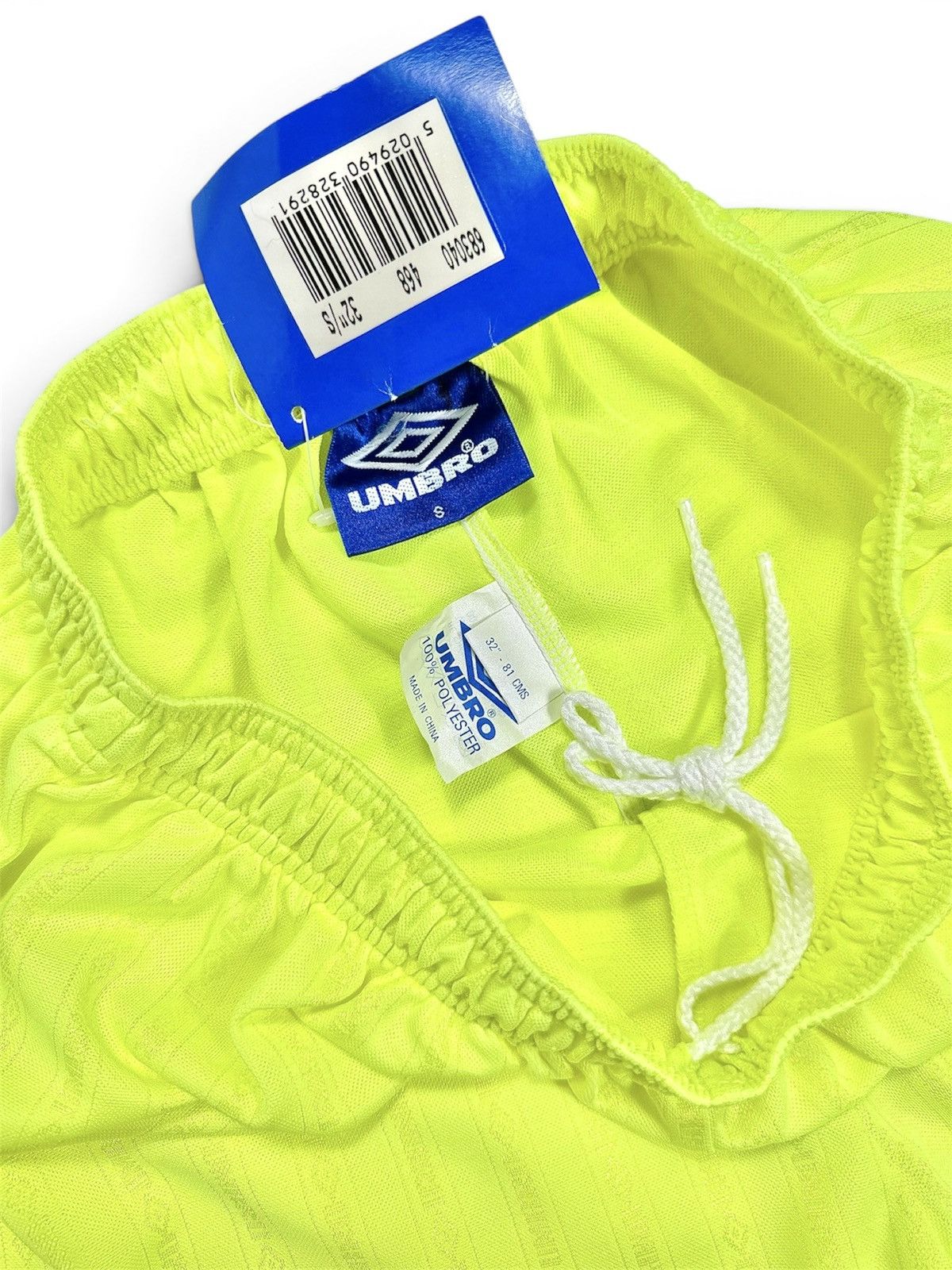 Umbro New! Vintage 90s Umbro Striped Embroidered Neon Shorts Size US 30 / EU 46 - 5 Thumbnail