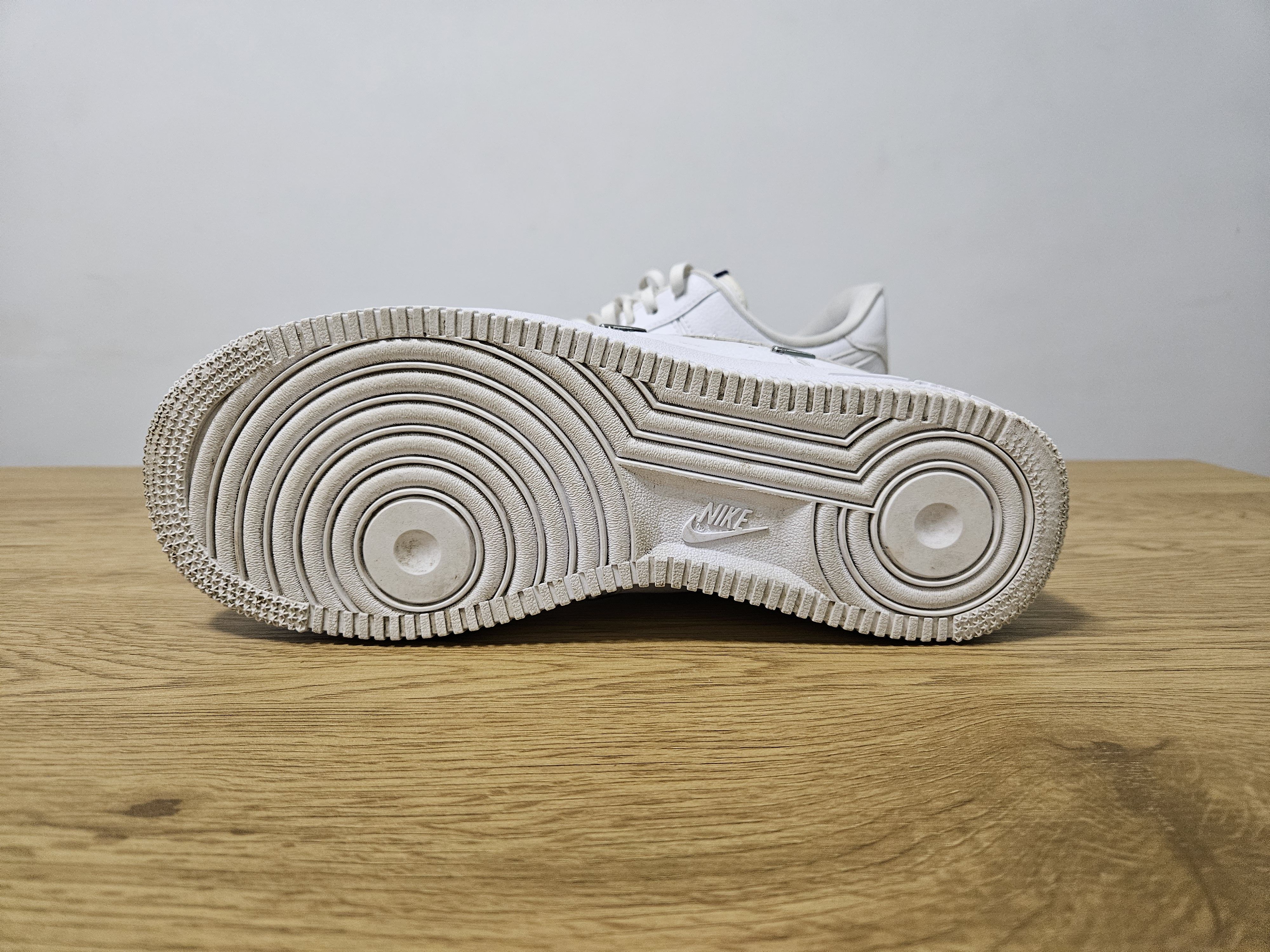 Nike Nike Air Force 1 Size US 9 / EU 42 - 9 Thumbnail