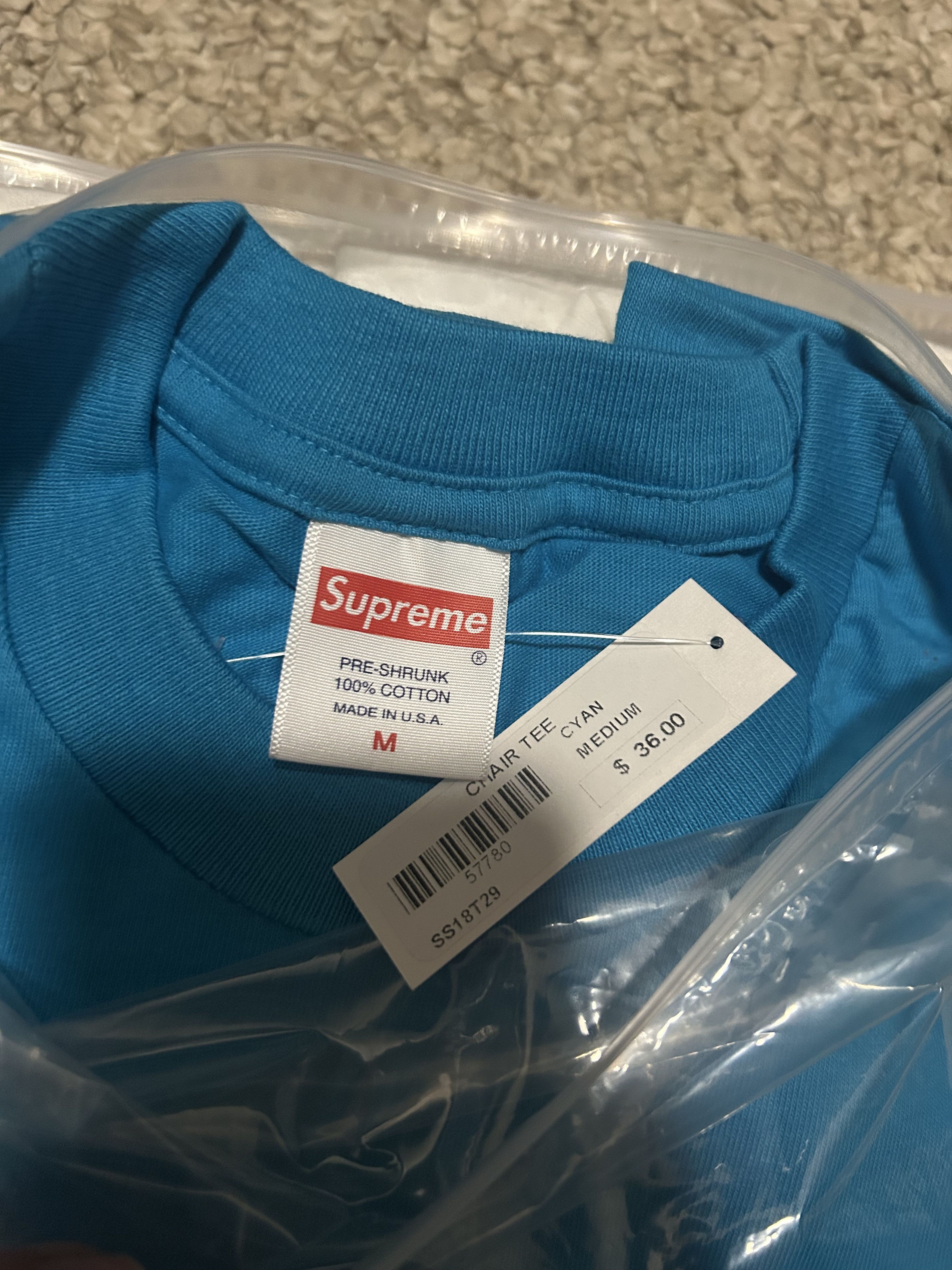 Supreme SS18 SUPREME CHAIR TEE Brand New Medium Size US M / EU 48-50 / 2 - 3 Thumbnail