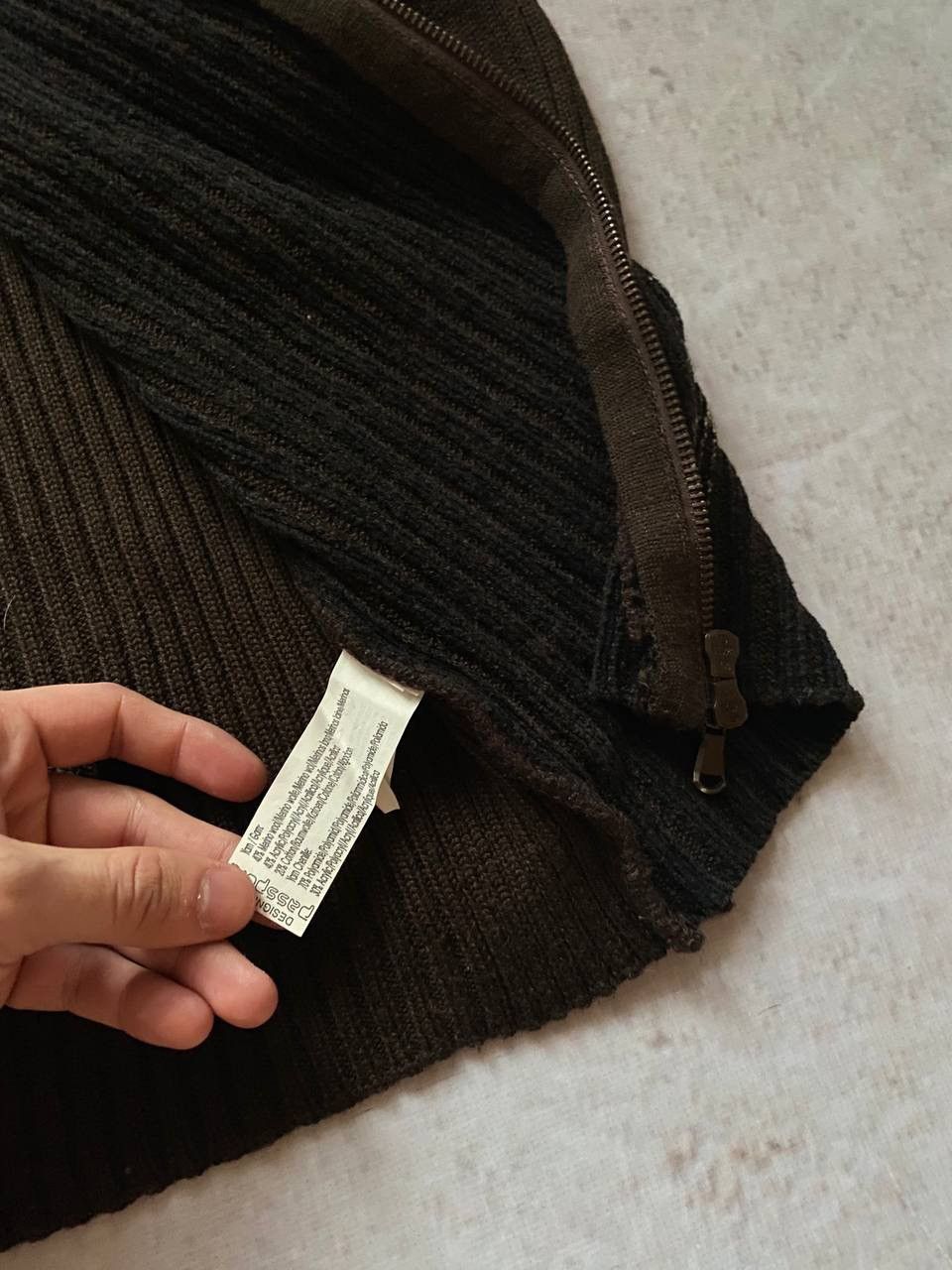 Japanese Brand × Vintage Vintage Avant Garde Faded Zip Up Knit Sweater Japanese Size US XL / EU 56 / 4 - 4 Thumbnail