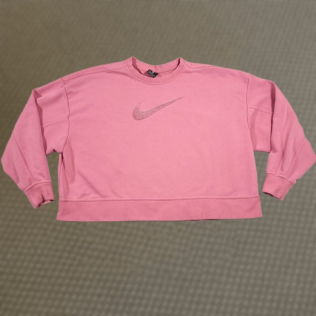 Nike Nike Get Fit Swoosh Training Crewneck Sweatshirt Oversozed Crop Women's XL Pink Size XL / US 12-14 / IT 48-50 - 1 Thumbnail