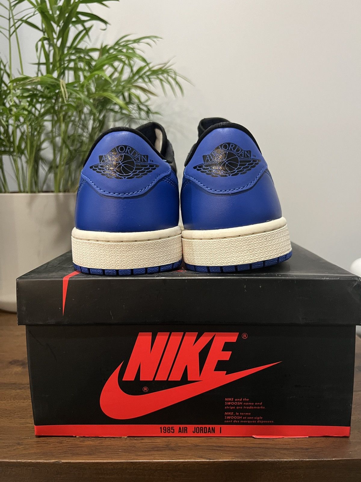 Jordan Brand × Nike Jordan 1 Low - Royal (2015) Size US 10 / EU 43 - 16 Thumbnail