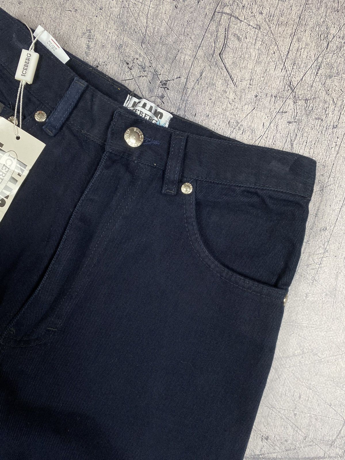 Iceberg New! Vintage Iceberg Italian Luxury Fashion Design Jeans y2k Size US 28 / EU 44 - 9 Thumbnail