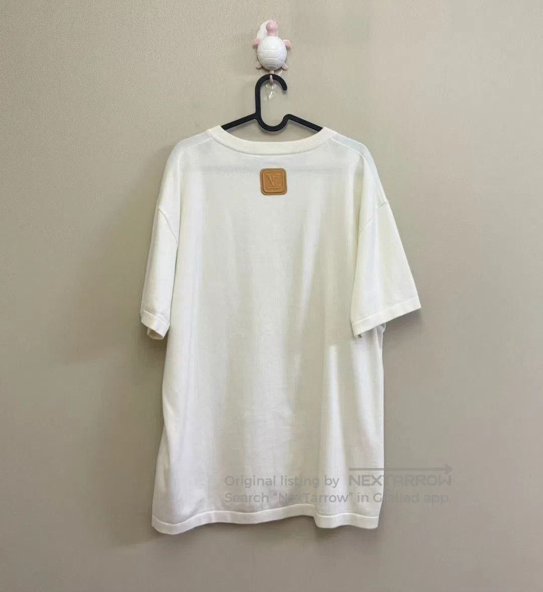 Louis Vuitton Louis Vuitton LV White Embossed Logo T-Shirt. Size US XXL / EU 58 / 5 - 4 Thumbnail
