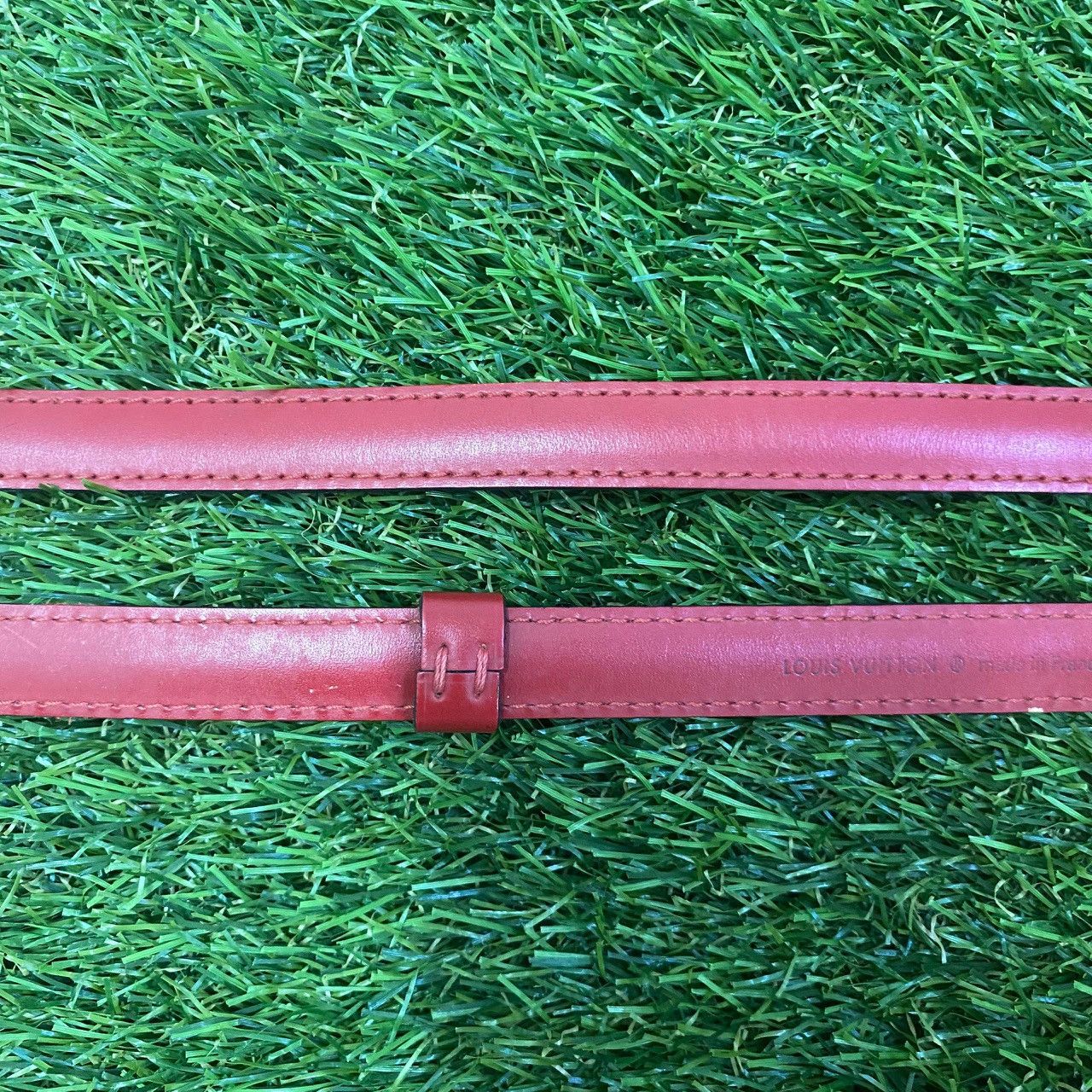 Louis Vuitton Louis Vuitton Red Adjustable Shoulder Strap 6LKO126K – Y2K Size ONE SIZE - 15 Thumbnail