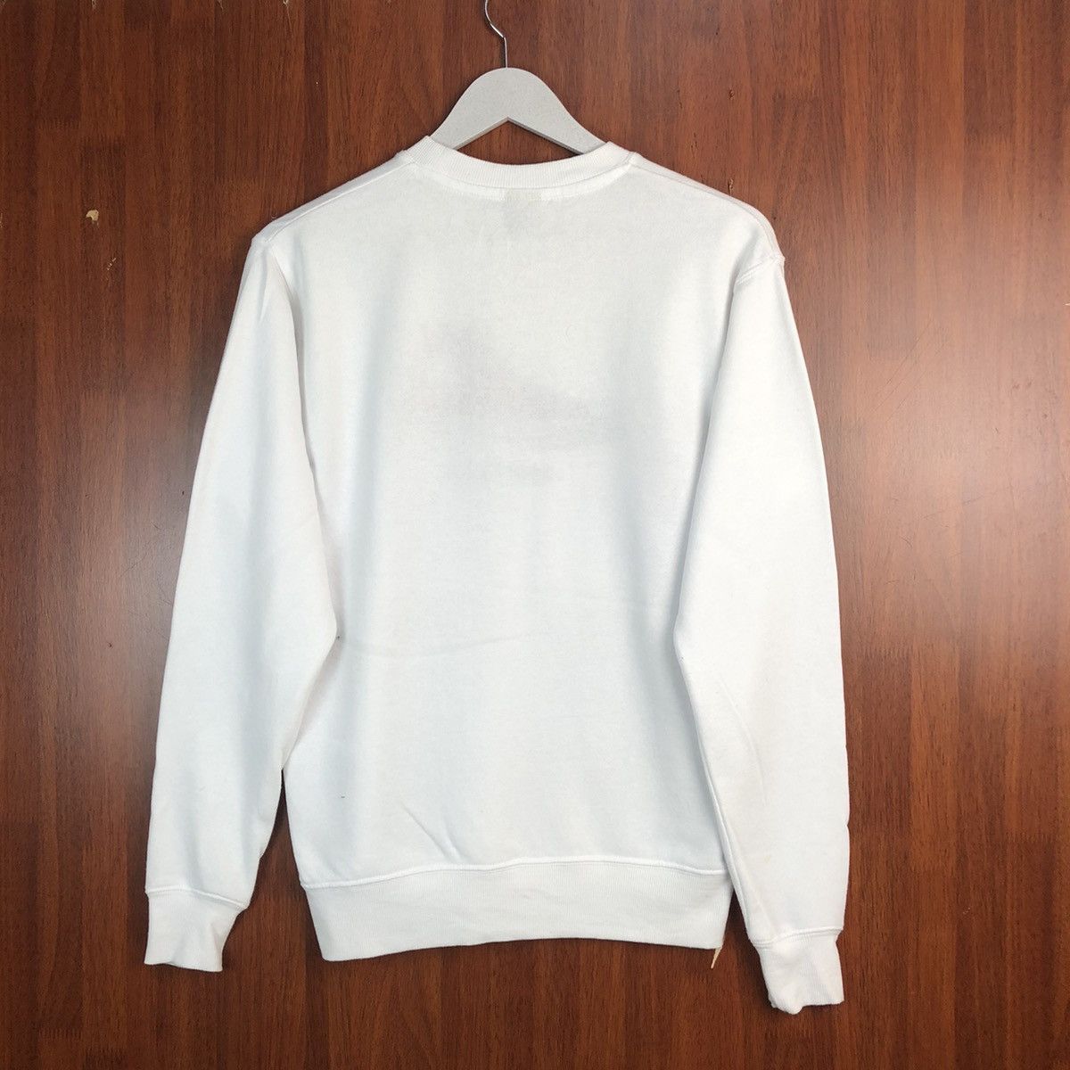 Converse × Vintage Converse vintage with red shoes White Sweatshirt #7559 Size US M / EU 48-50 / 2 - 12 Thumbnail
