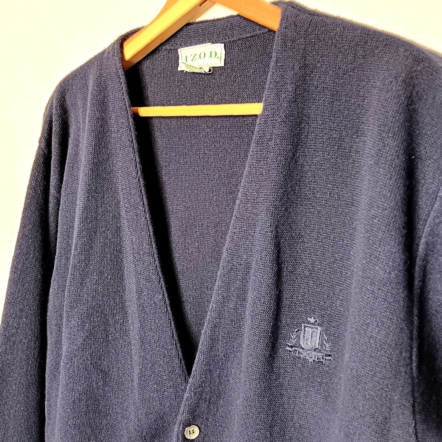 Izod VINTAGE IZOD Mens Large Tall Cardigan Sweater Button V Neck Blue Grandpa Logo Knit Kick 80s 70s Grunge Hipster Size US L / EU 52-54 / 3 - 2 Thumbnail