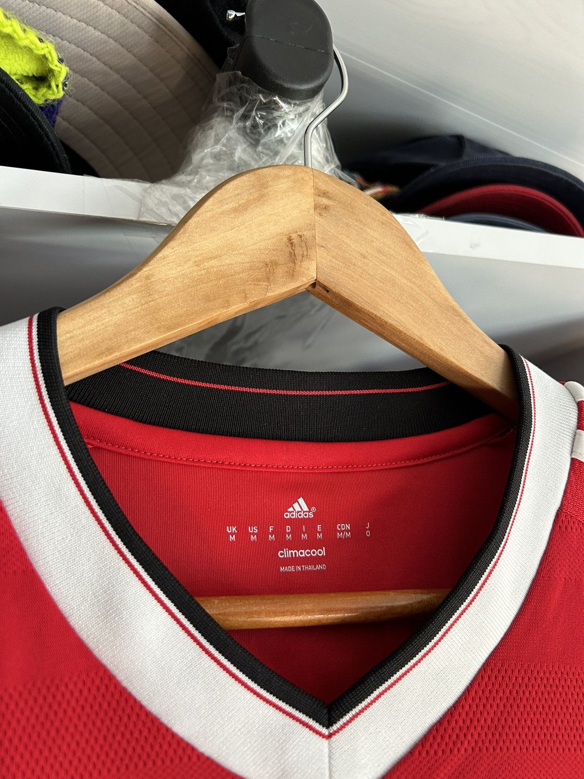 Adidas Manchester United SCHWEINSTEIGER #31 2015/16 Home Adidas Size US M / EU 48-50 / 2 - 7 Thumbnail