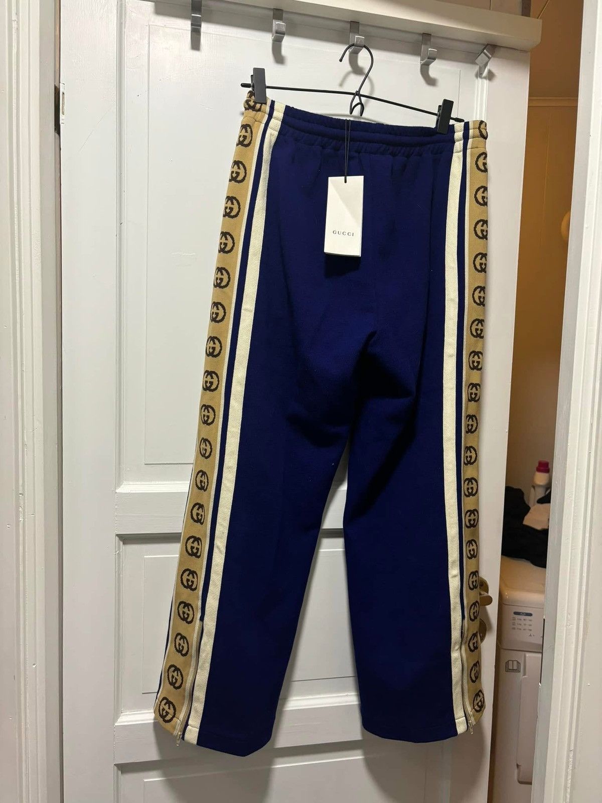 Gucci Brand new Size US 33 - 4 Thumbnail