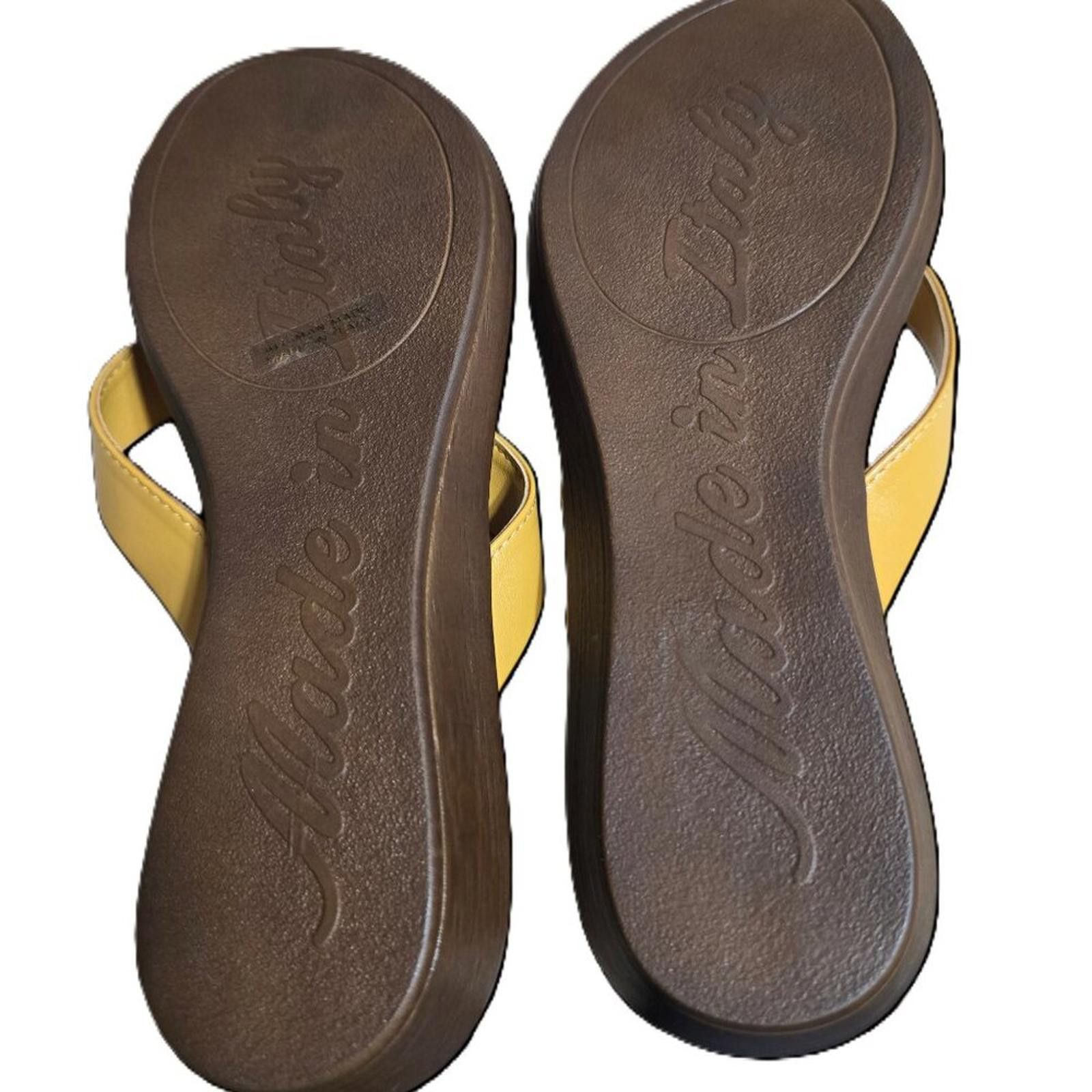 Other Toscanella Italian Wedge Sandals Yellow Flower & Rhinestones Size US 6 / IT 36 - 3 Thumbnail