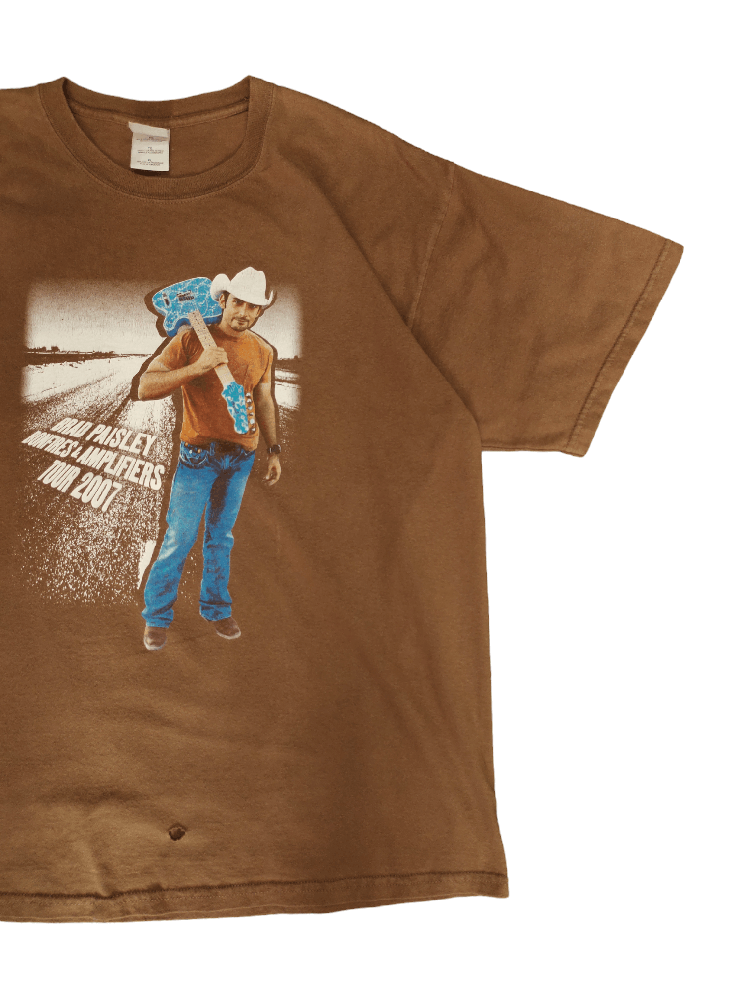 Band Tees Vintage 00s Brad Paisley Bonfire & Amplifiers Tour T-Shirt Size US XL / EU 56 / 4 - 6 Thumbnail
